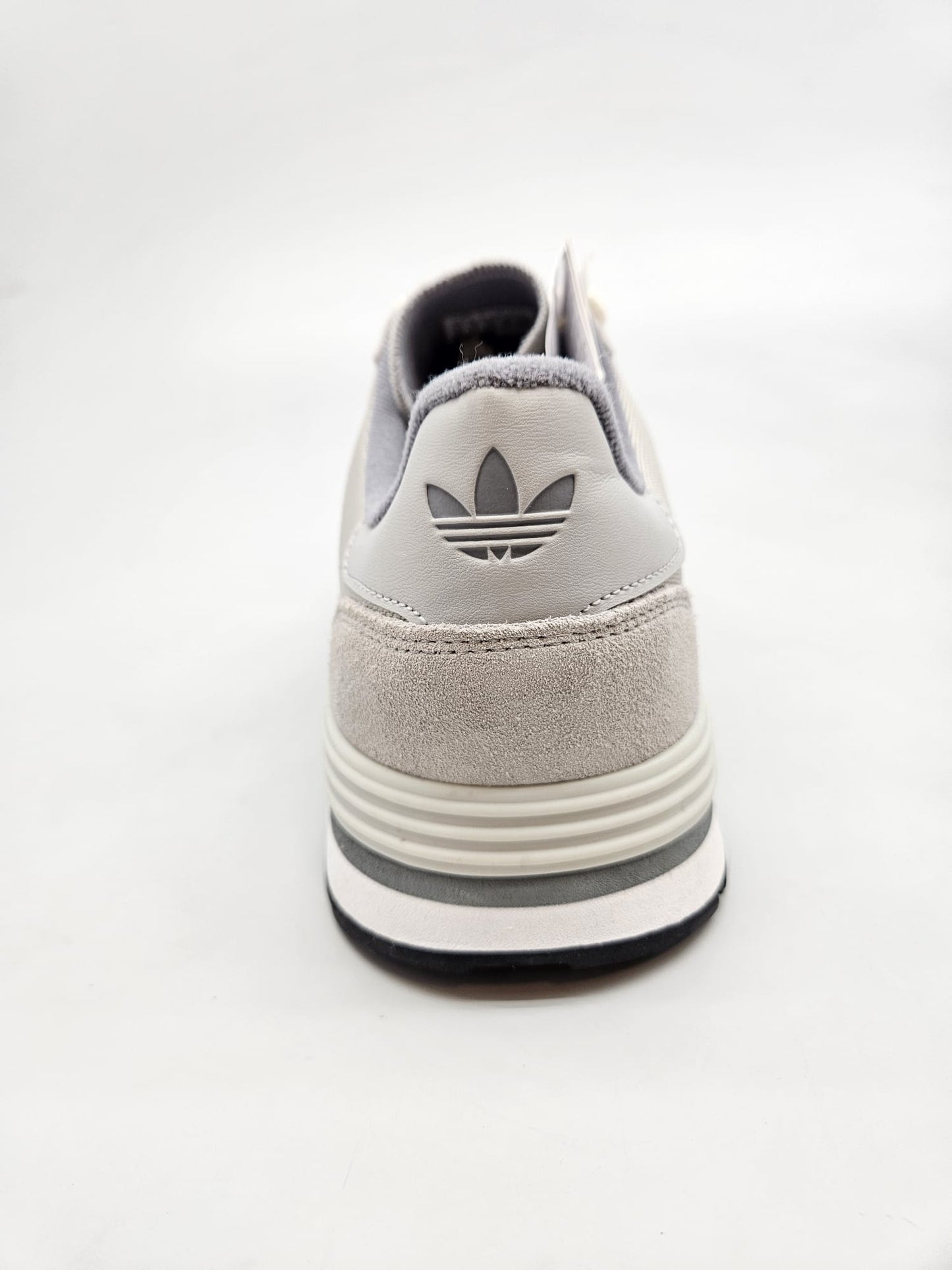 ADIDAS NOVI ORIGINAL PATIKI BR 45