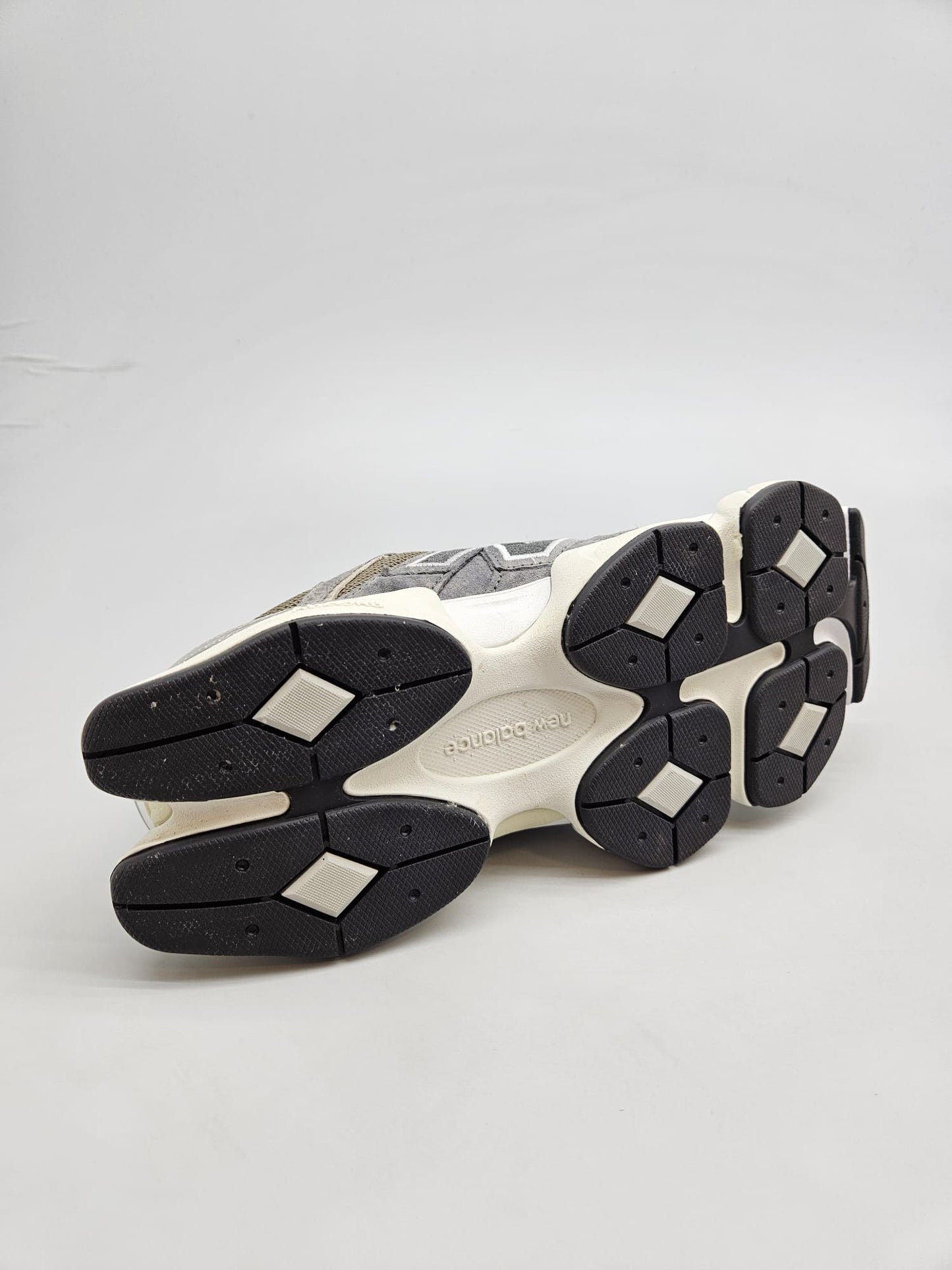 NEW BALANCE NOVI ORIGINAL PATIKI BR 41.5