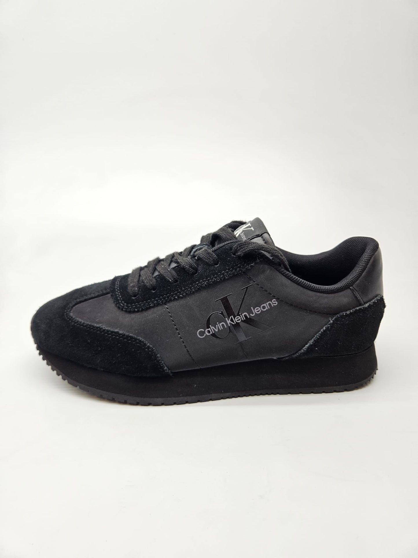 CALVIN KLEIN NOVI ORIGINAL PATIKI BR 39