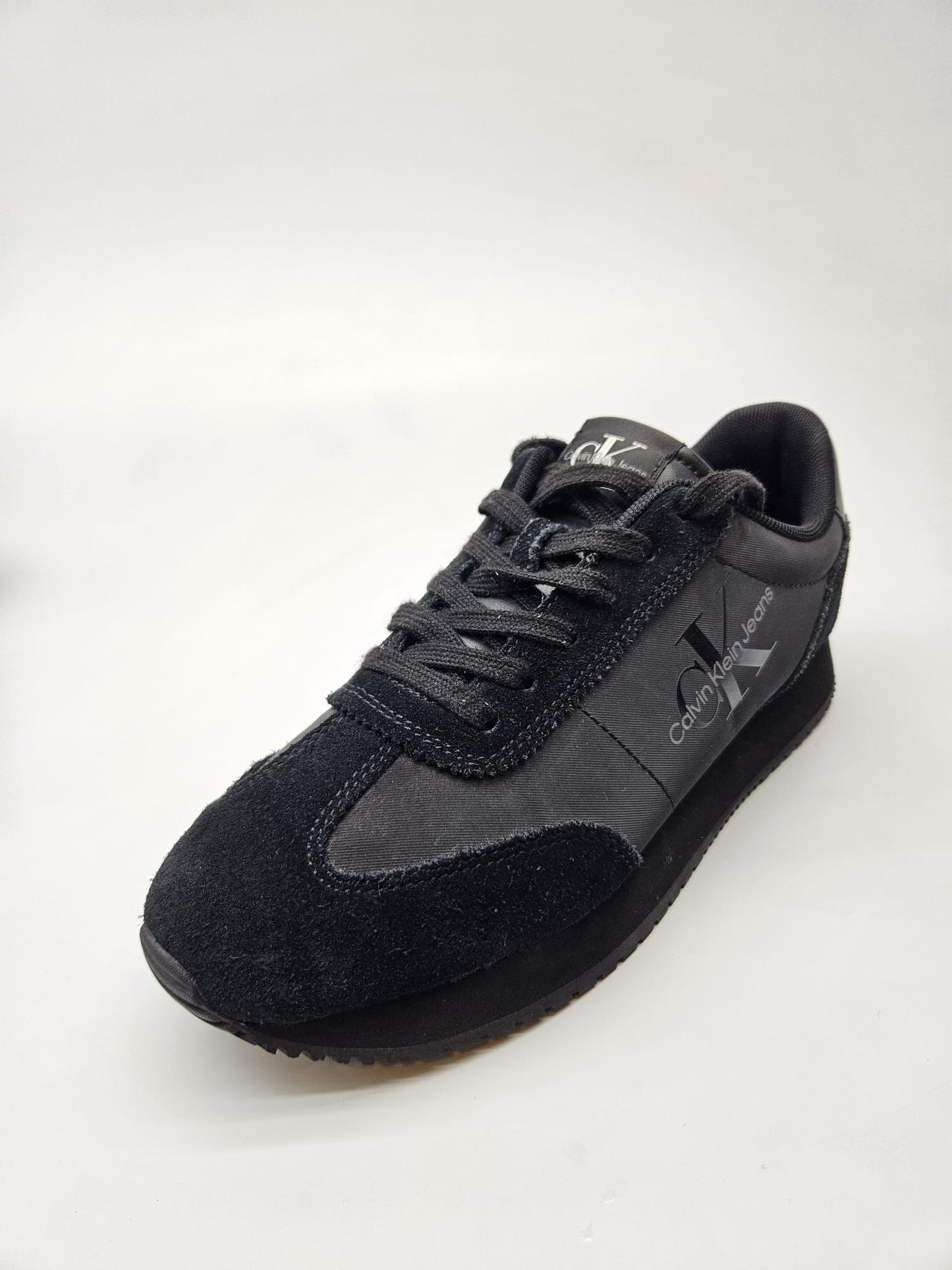 CALVIN KLEIN NOVI ORIGINAL PATIKI BR 39