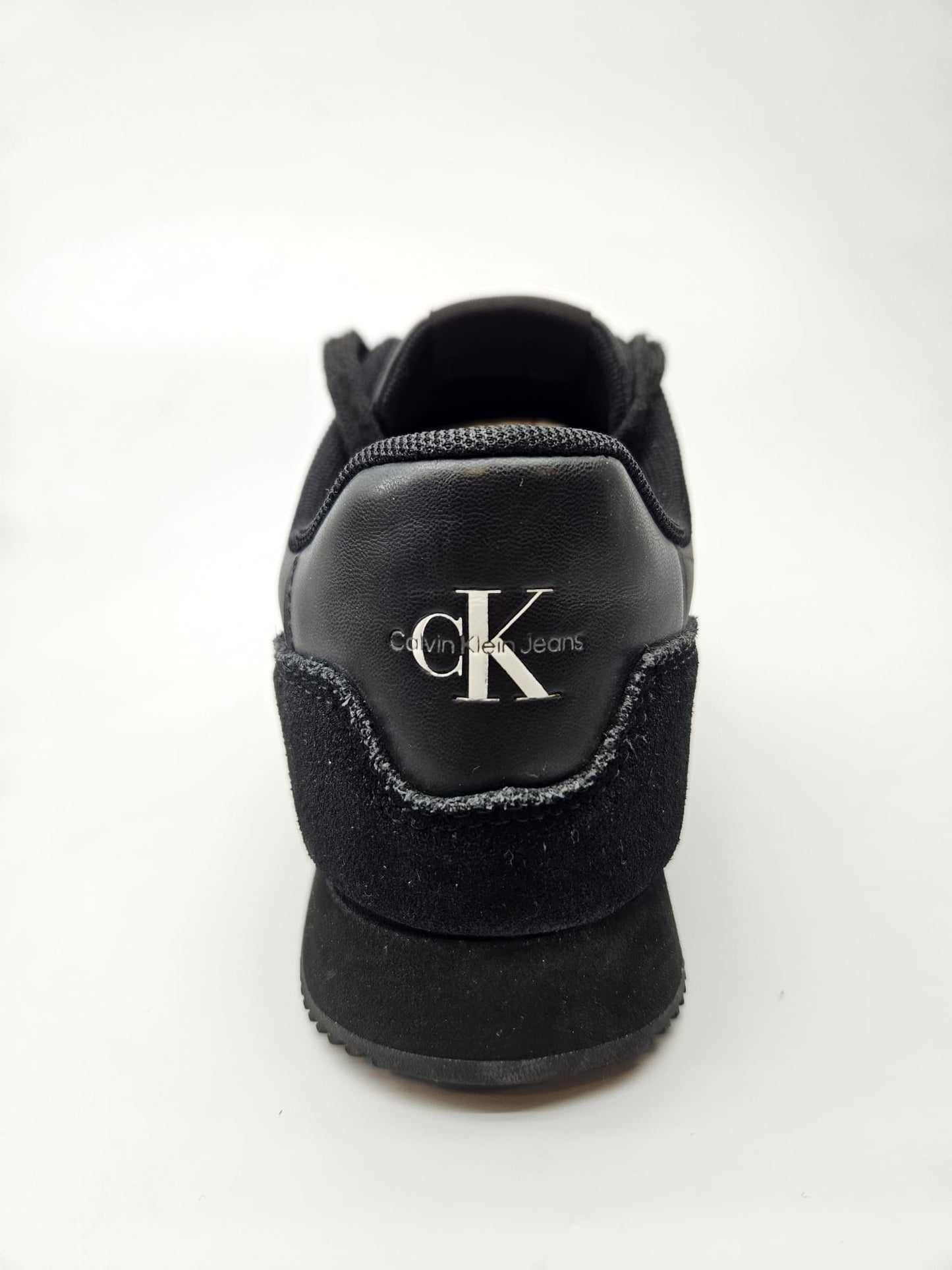 CALVIN KLEIN NOVI ORIGINAL PATIKI BR 39