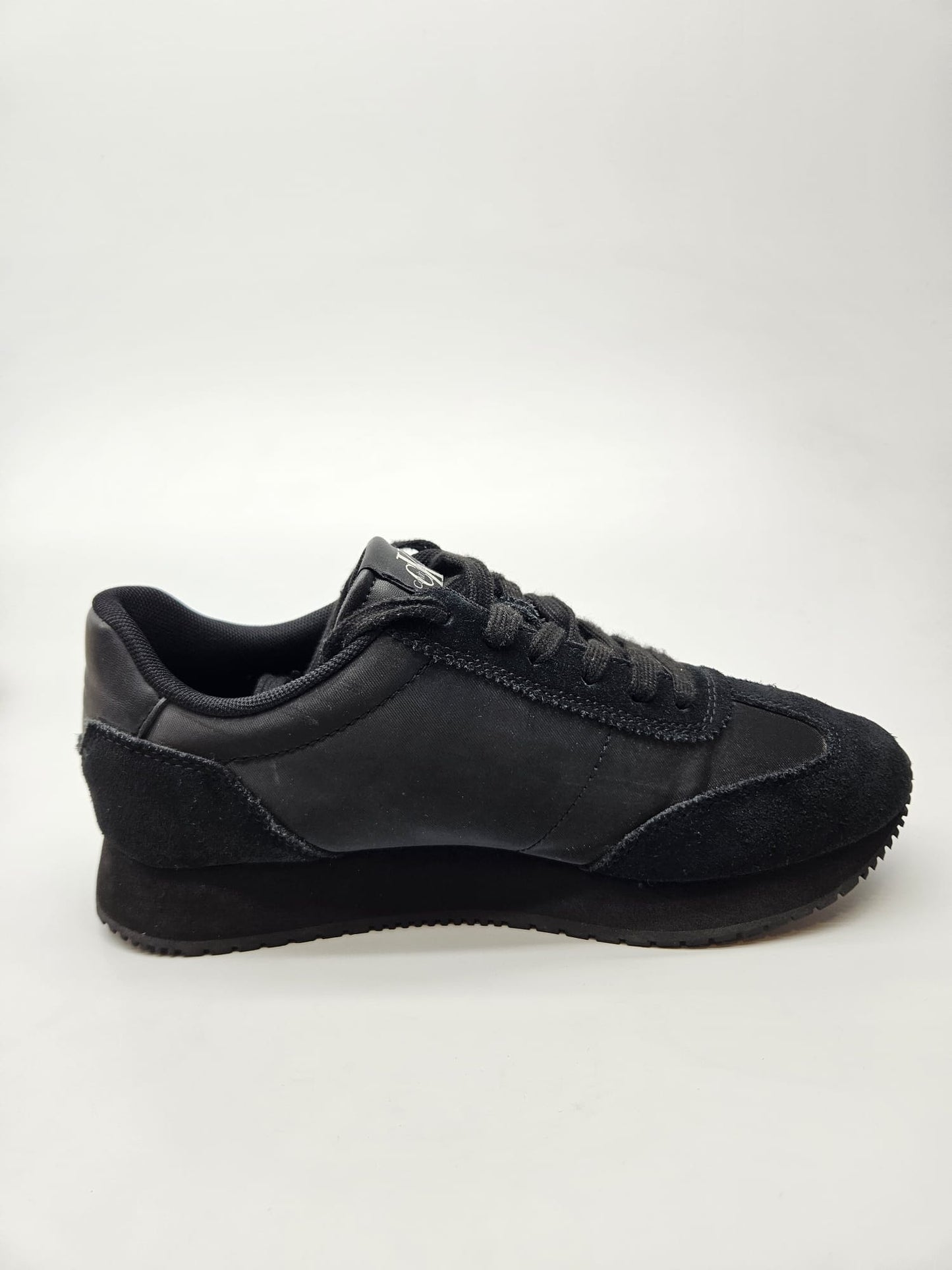 CALVIN KLEIN NOVI ORIGINAL PATIKI BR 39