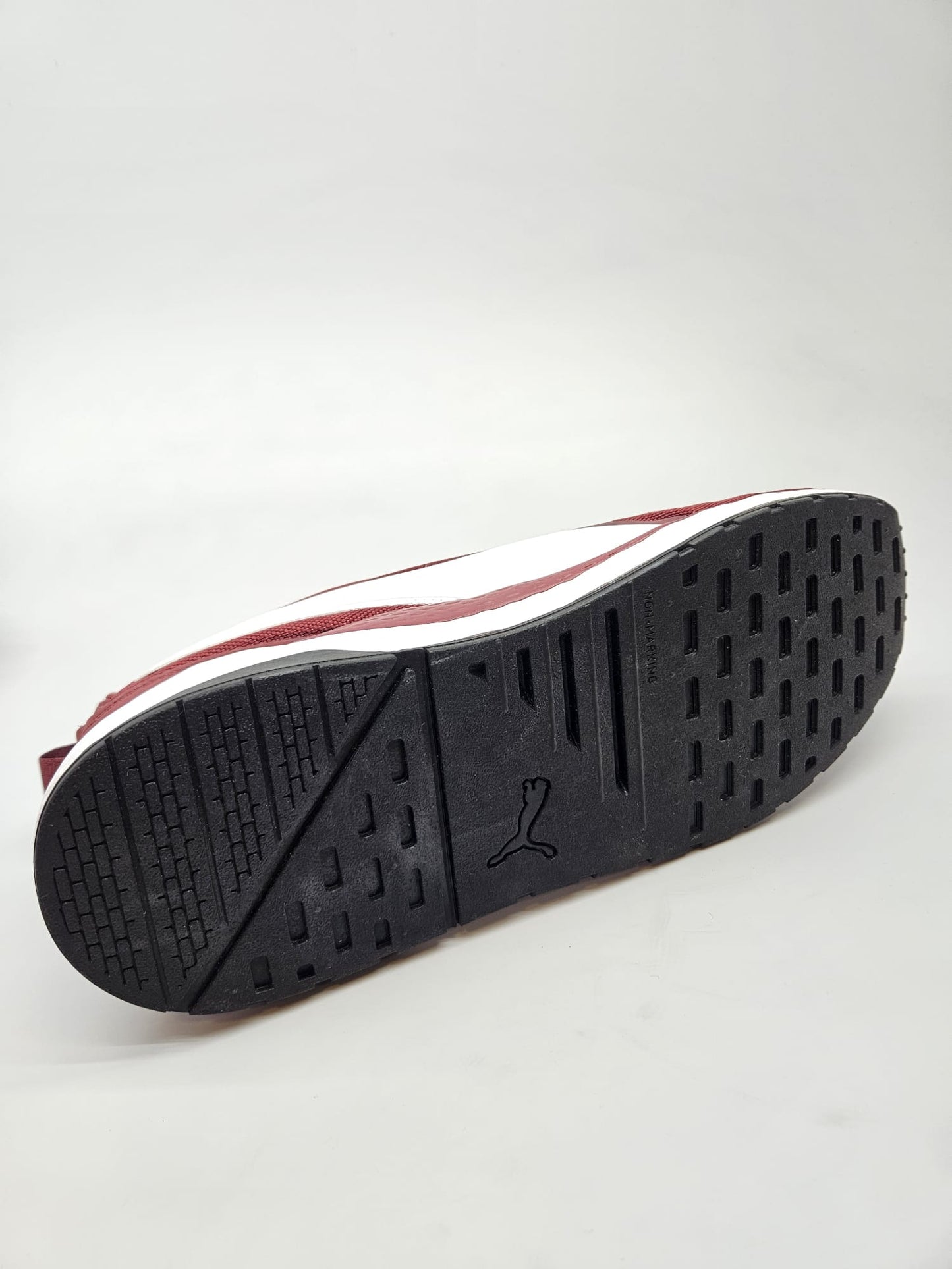 PUMA NOVI ORIGINAL PATIKI BR 47