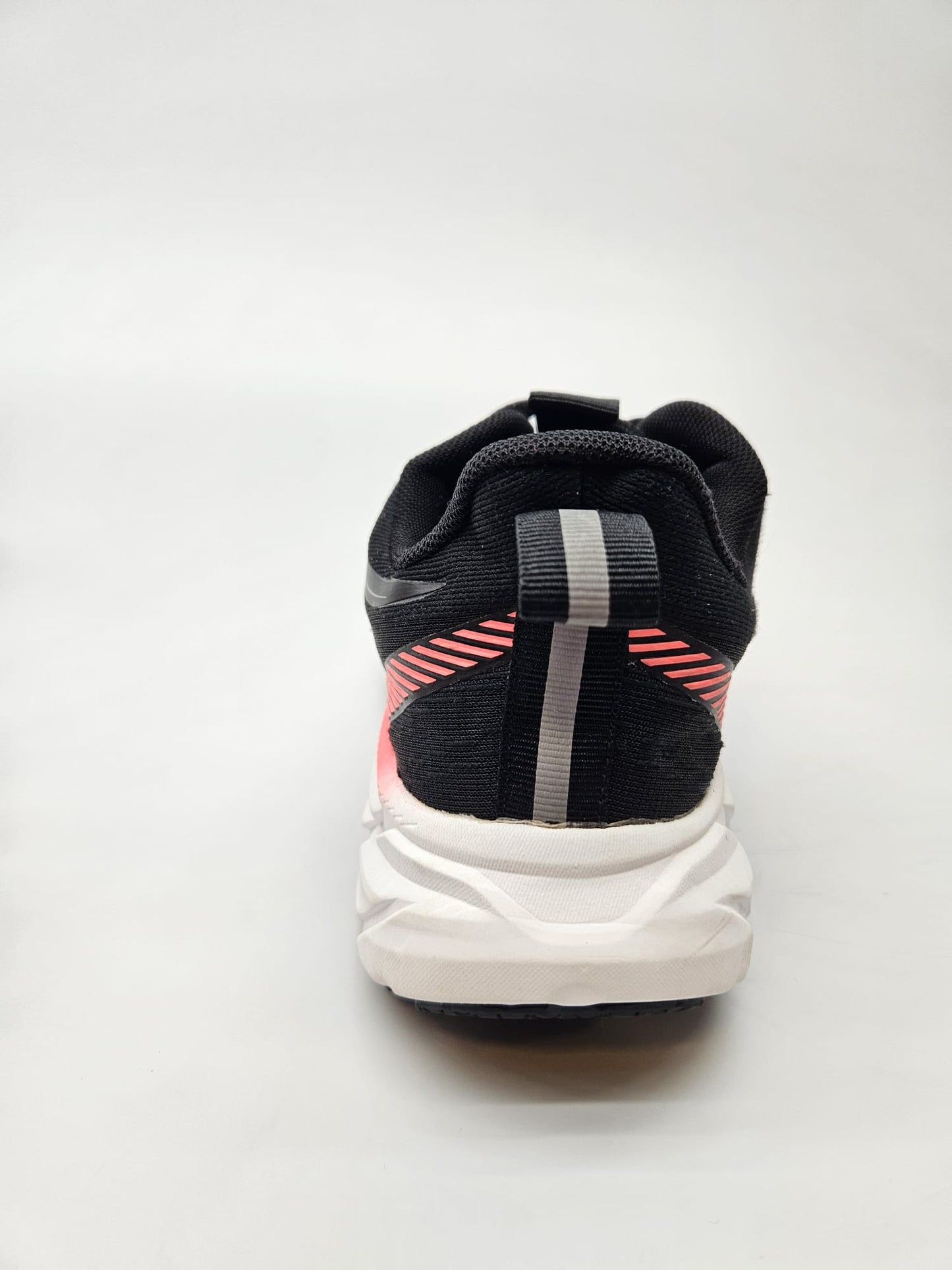TENTH COMFORT NOVI ORIGINAL PATIKI BR 41