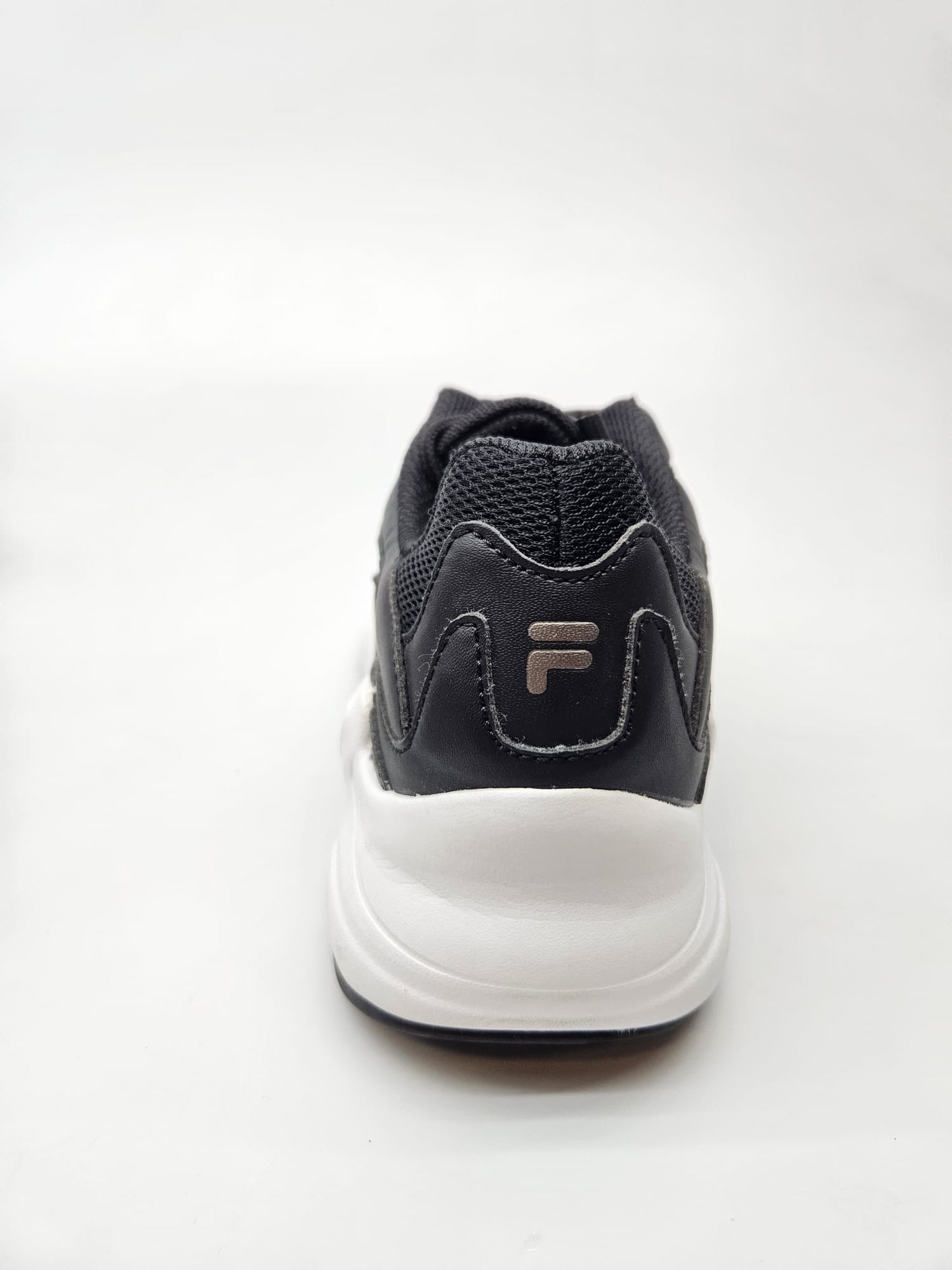 FILA NOVI ORIGINAL PATIKI BR 38