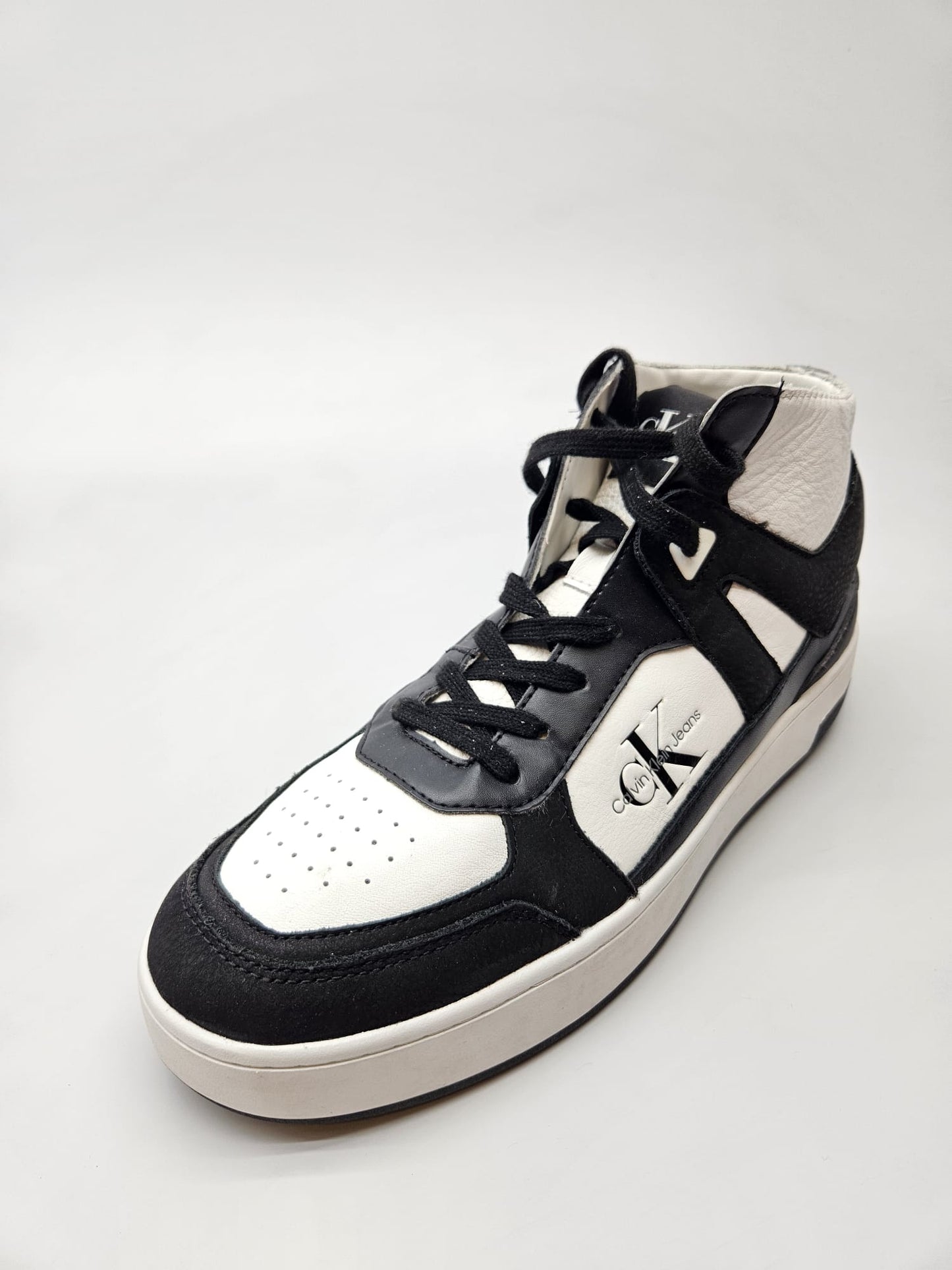 CALVIN KLEIN NOVI ORIGINAL PATIKI BR 43