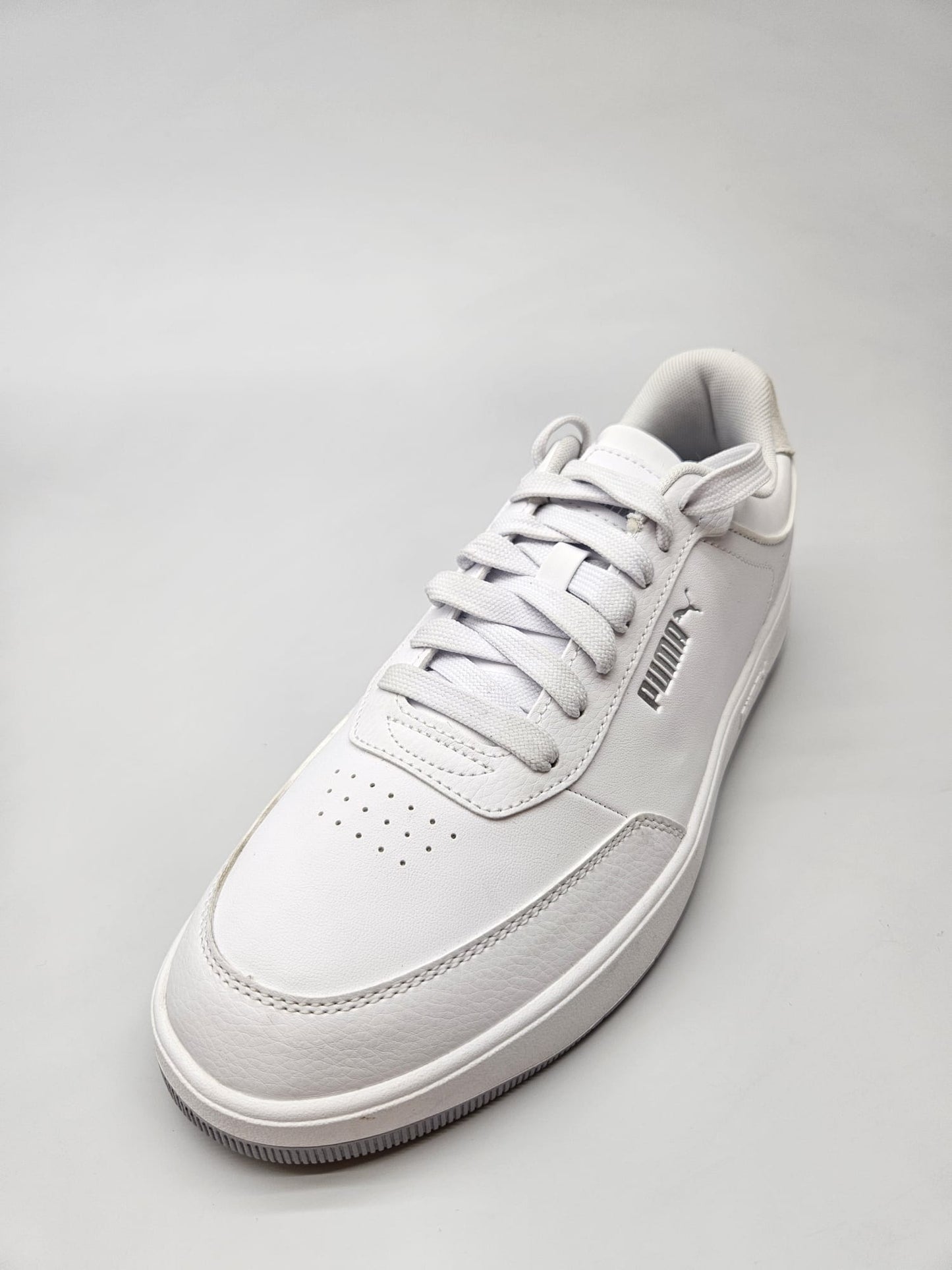 PUMA NOVI ORIGINAL PATIKI BR 42.5