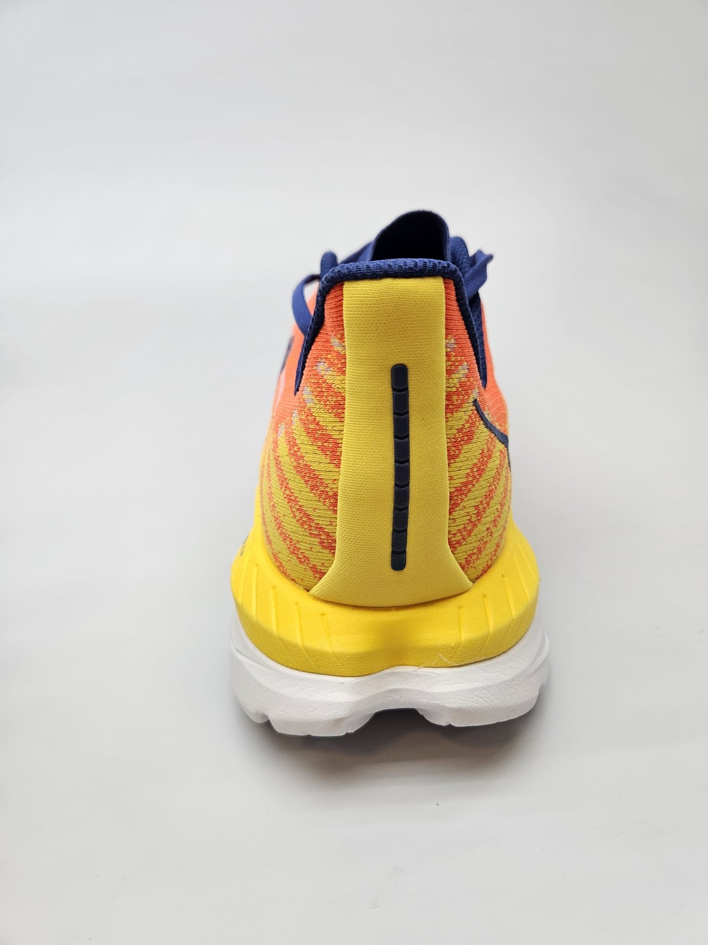 HOKA NOVI ORIGINAL PATIKI BR 44.5