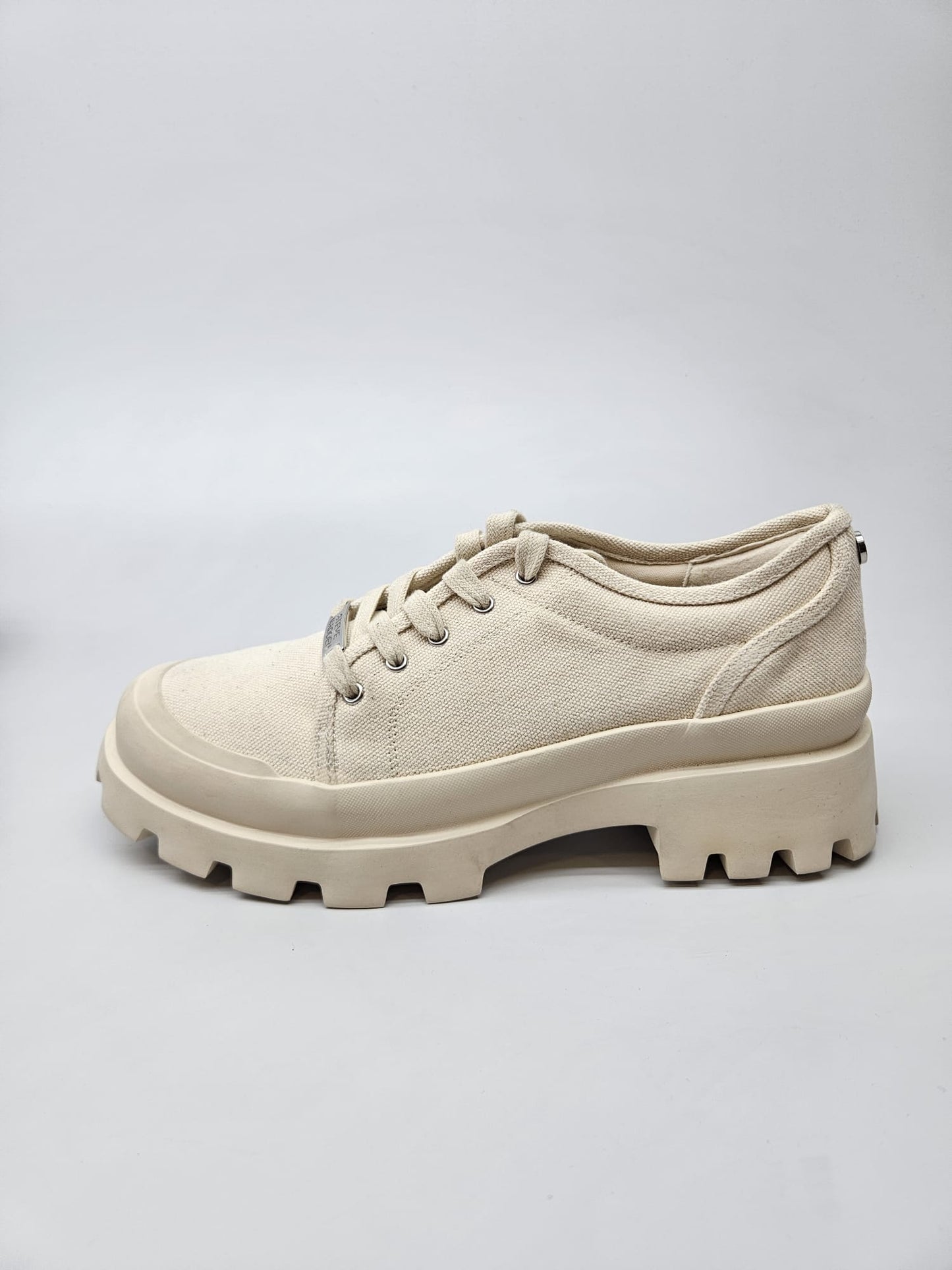 STEVE MADDEN NOVI ORIGINAL CEVLI BR 40