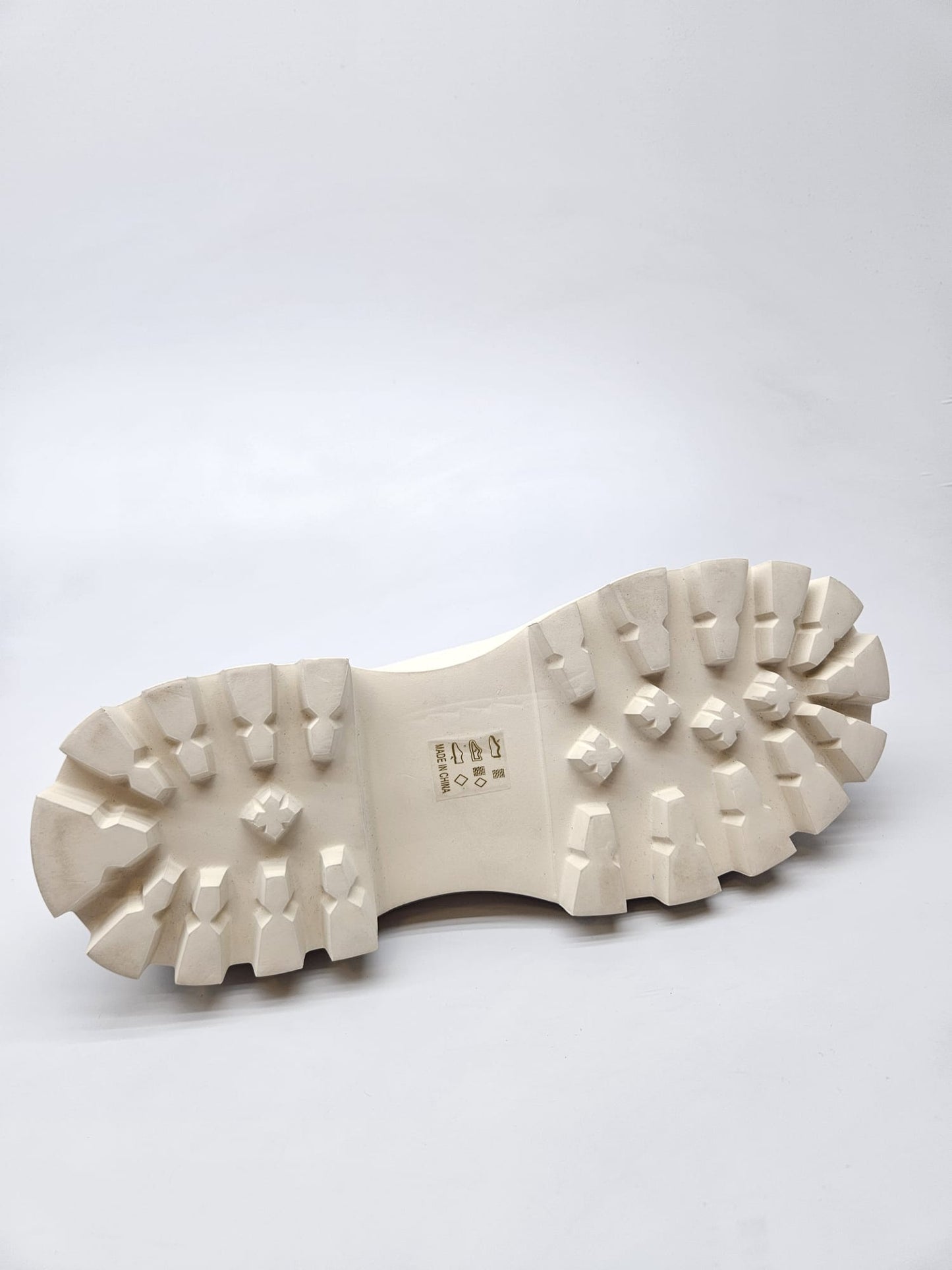 STEVE MADDEN NOVI ORIGINAL CEVLI BR 40