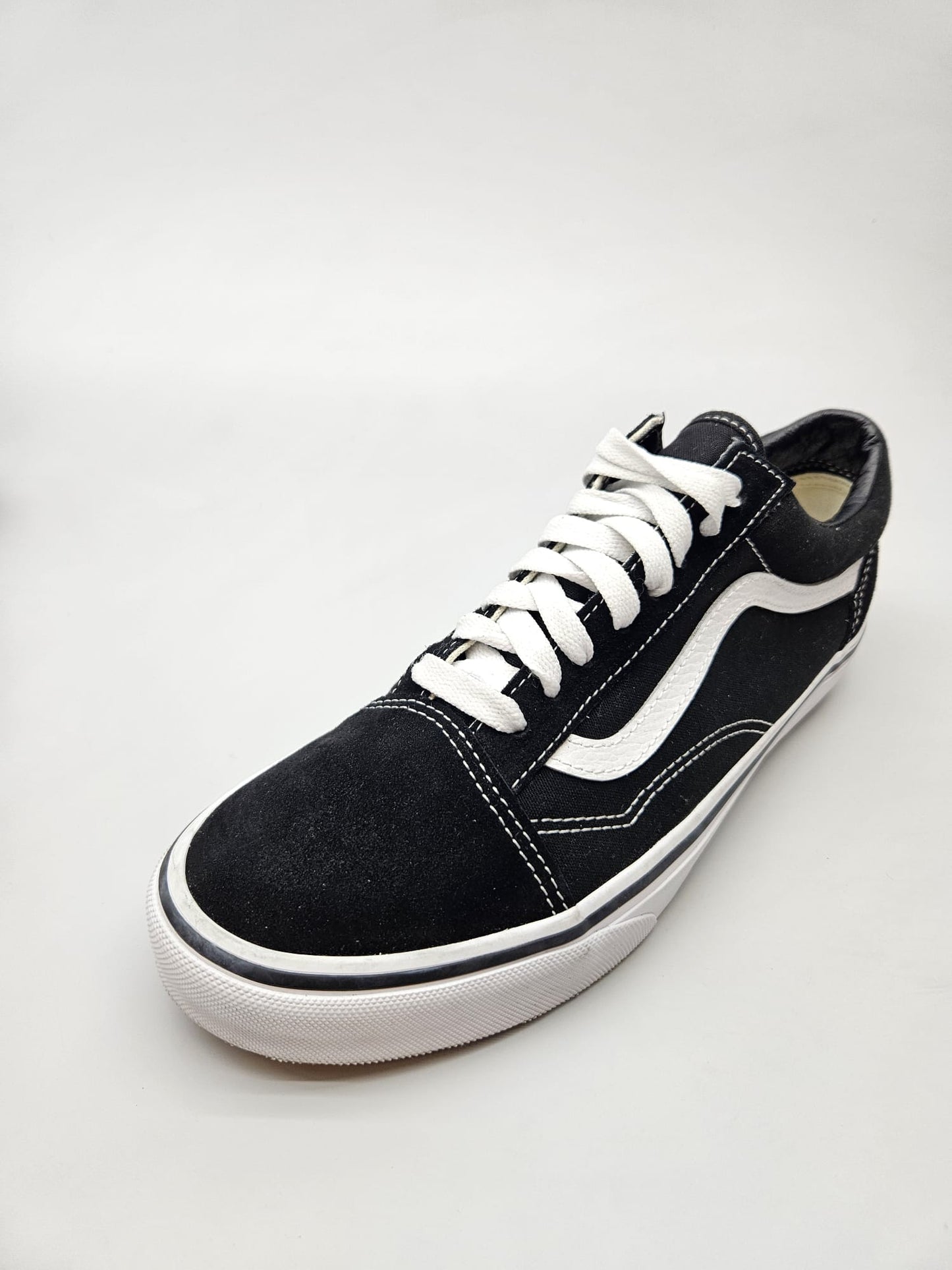 VANS NOVI ORIGINAL PATIKI BR 41