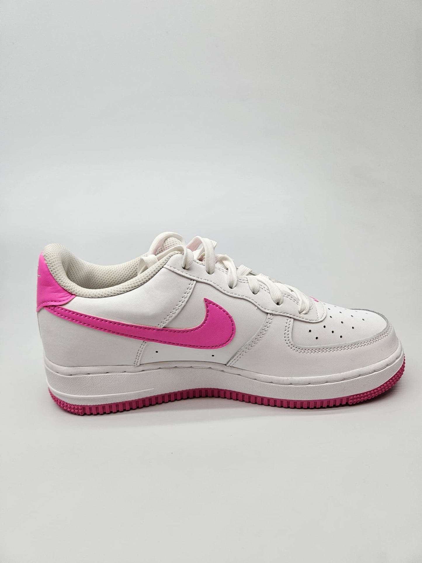 NIKE AF1 NOVI ORIGINAL PATIKI BR 38.5