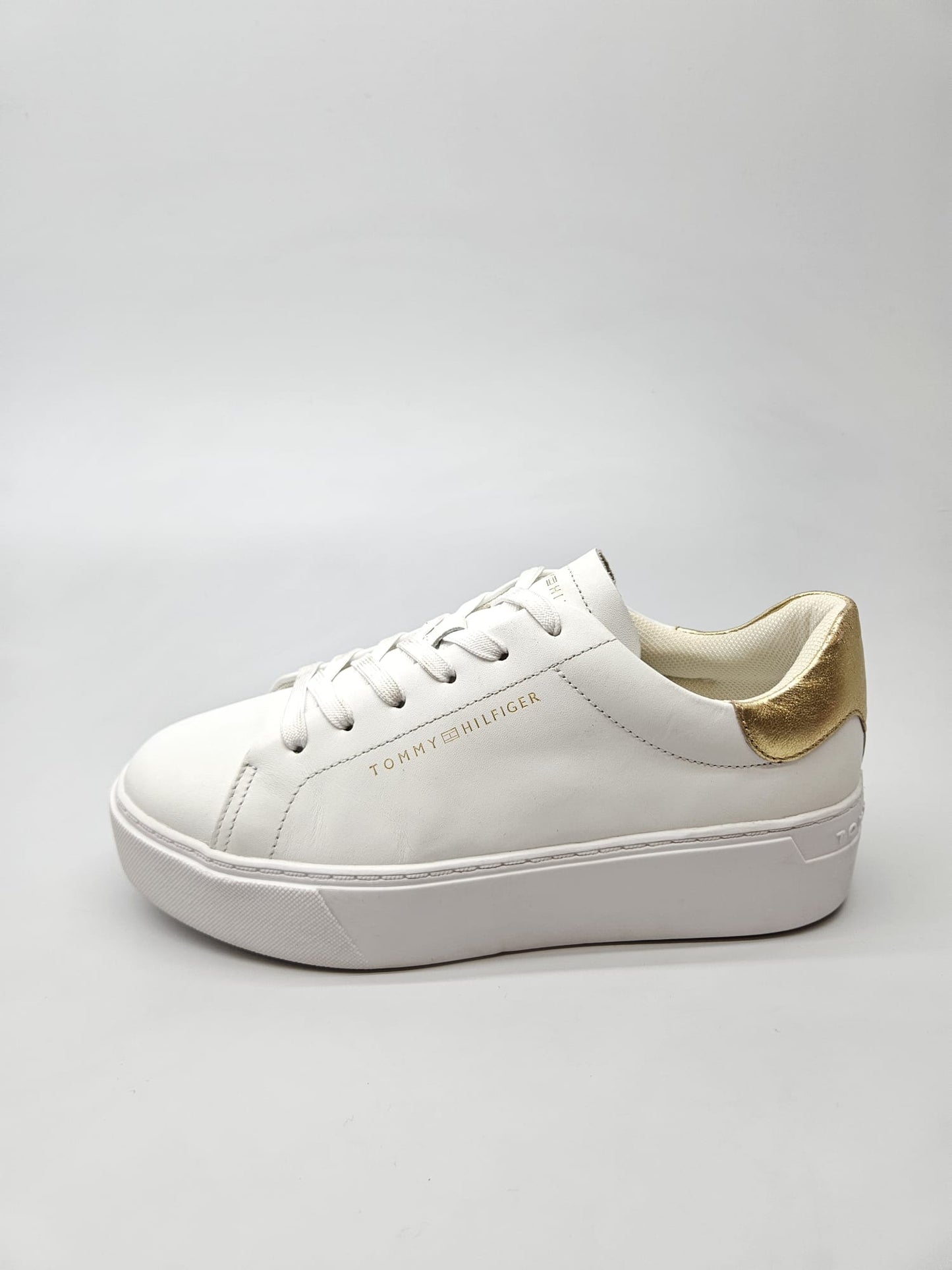 TOMMY HILFIGER NOVI ORIGINAL KOZNI PATIKI BR 36