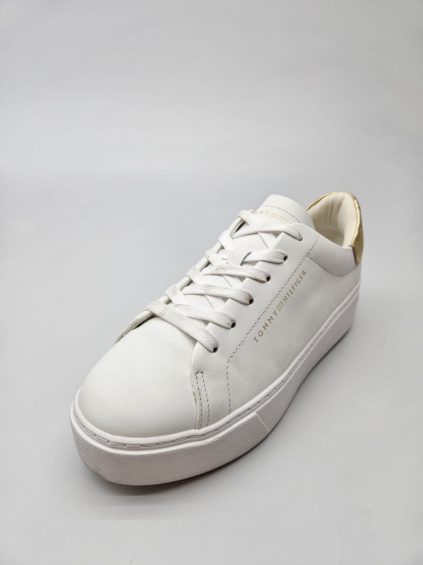 TOMMY HILFIGER NOVI ORIGINAL KOZNI PATIKI BR 36