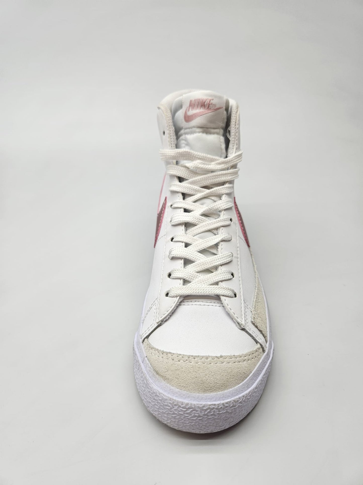NIKE NOVI ORIGINAL PATIKI BR 38