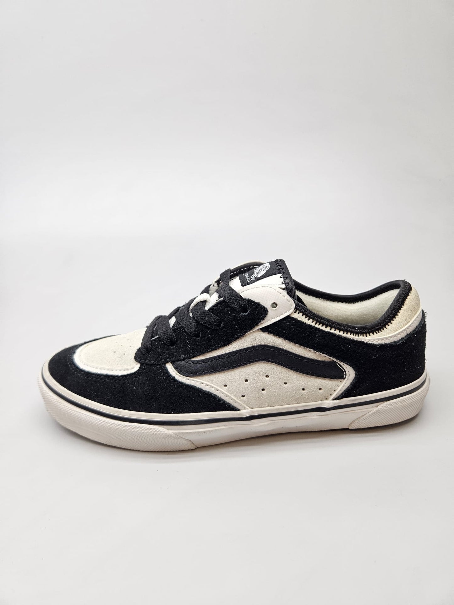 VANS NOVI ORIGINAL PATIKI BR 37