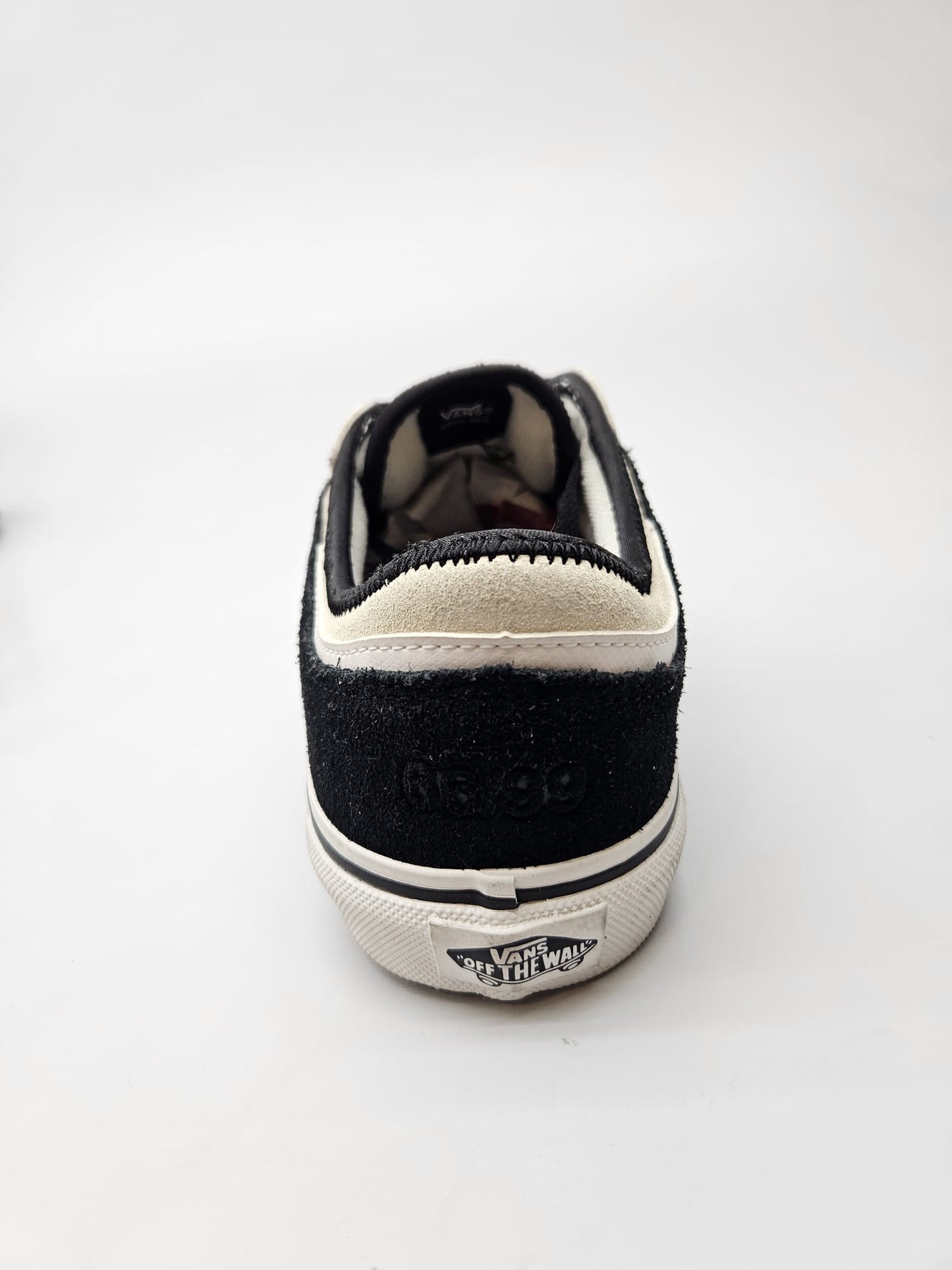 VANS NOVI ORIGINAL PATIKI BR 37