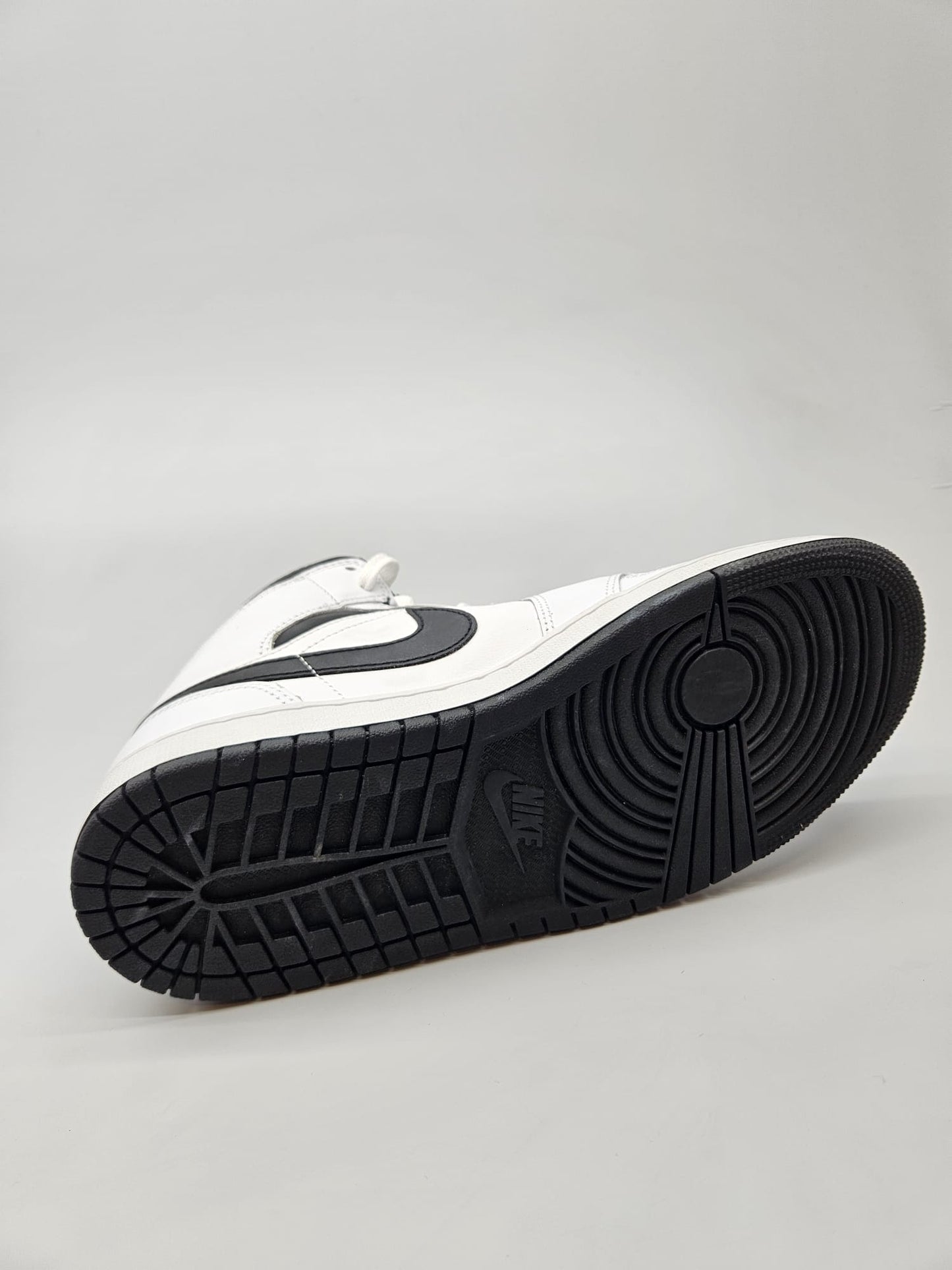 NIKE JORDAN NOVI ORIGINAL PATIKI BR 41