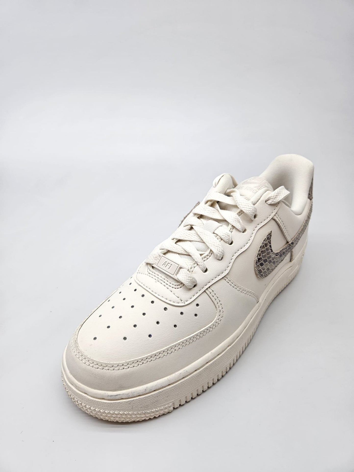 NIKE AF1 NOVI ORIGINAL PATIKI BR 38