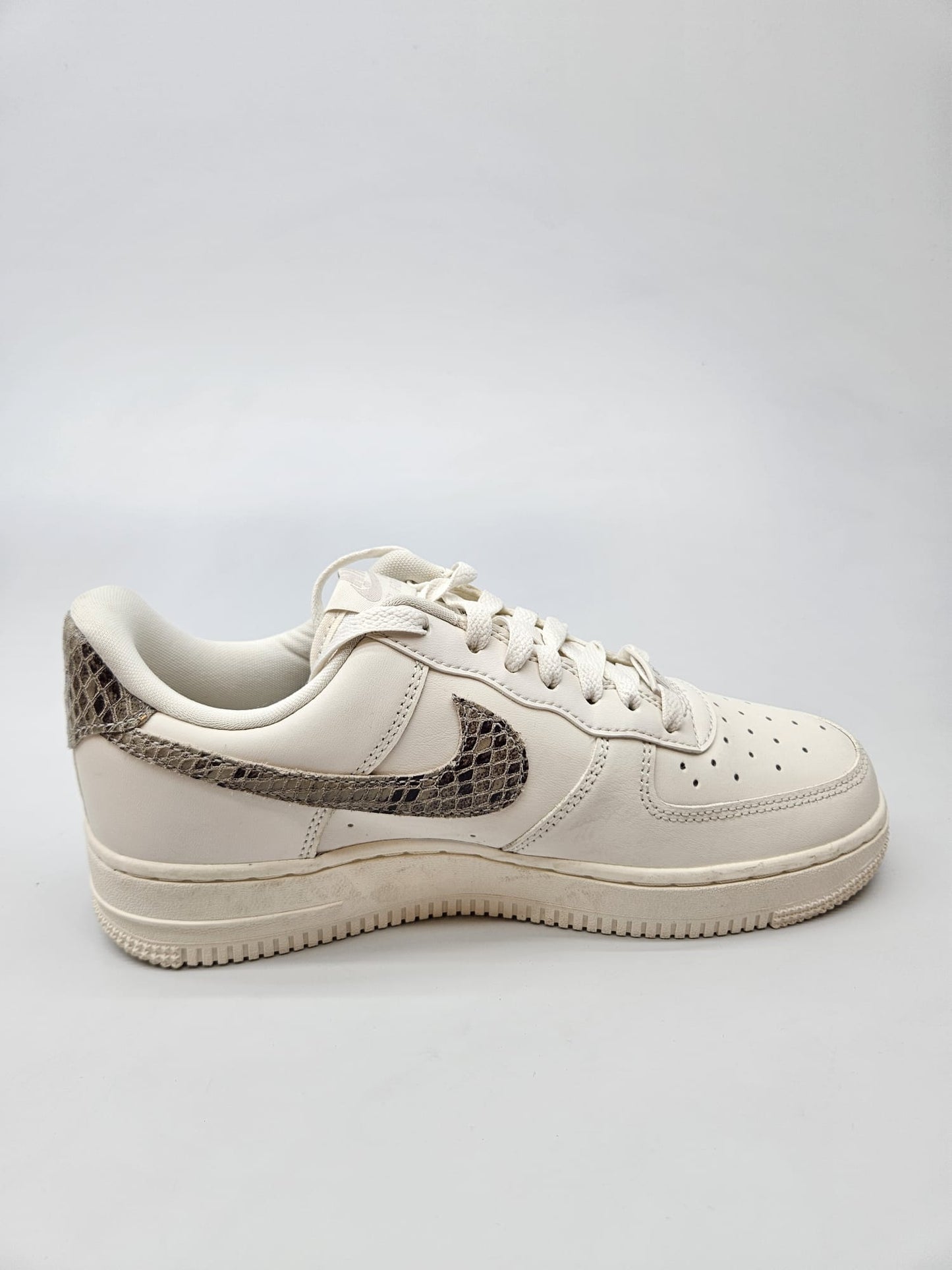 NIKE AF1 NOVI ORIGINAL PATIKI BR 38
