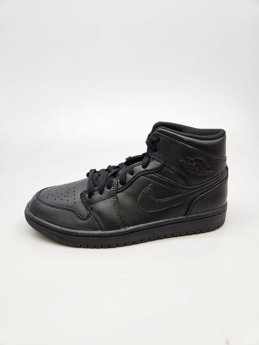 NIKE JORDAN NOVI ORIGINAL PATIKI BR 40.5