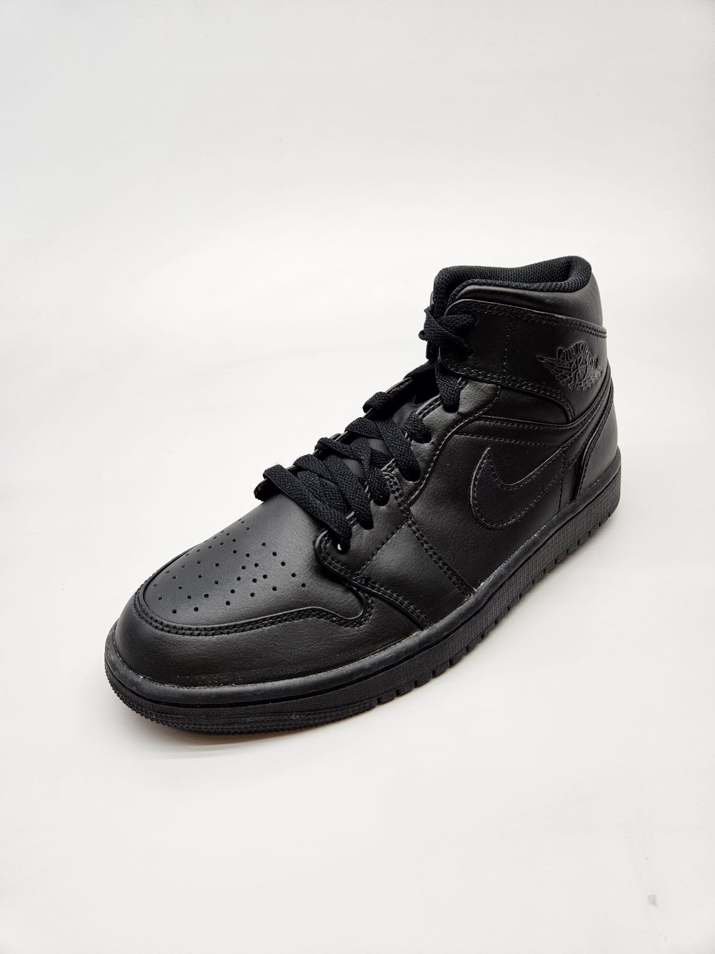 NIKE JORDAN NOVI ORIGINAL PATIKI BR 40.5