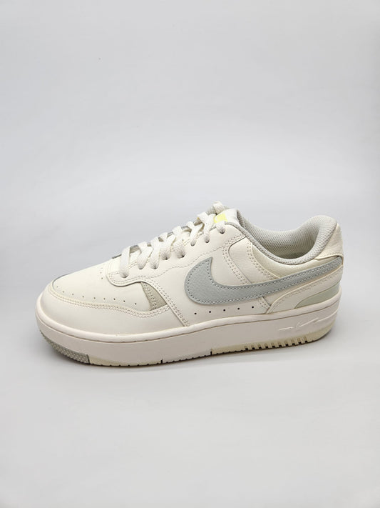 NIKE NOVI ORIGINAL PATIKI BR 40