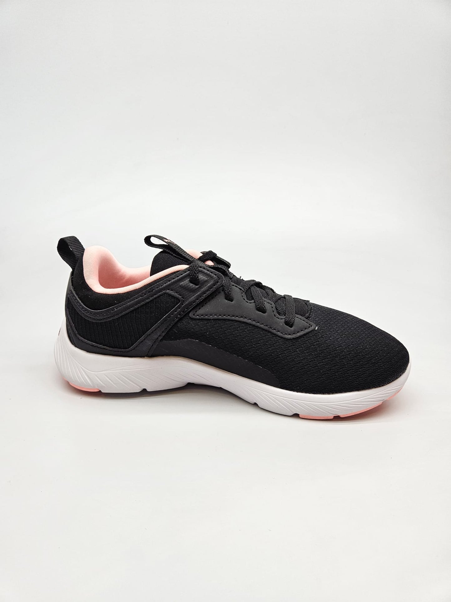 PUMA NOVI ORIGINAL PATIKI BR 37
