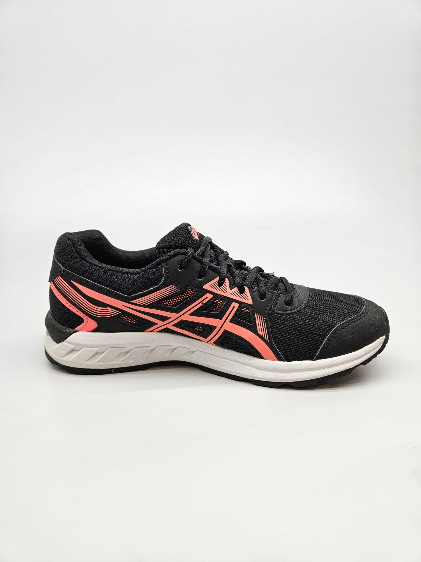 ASICS NOVI ORIGINAL PATIKI BR 39.5