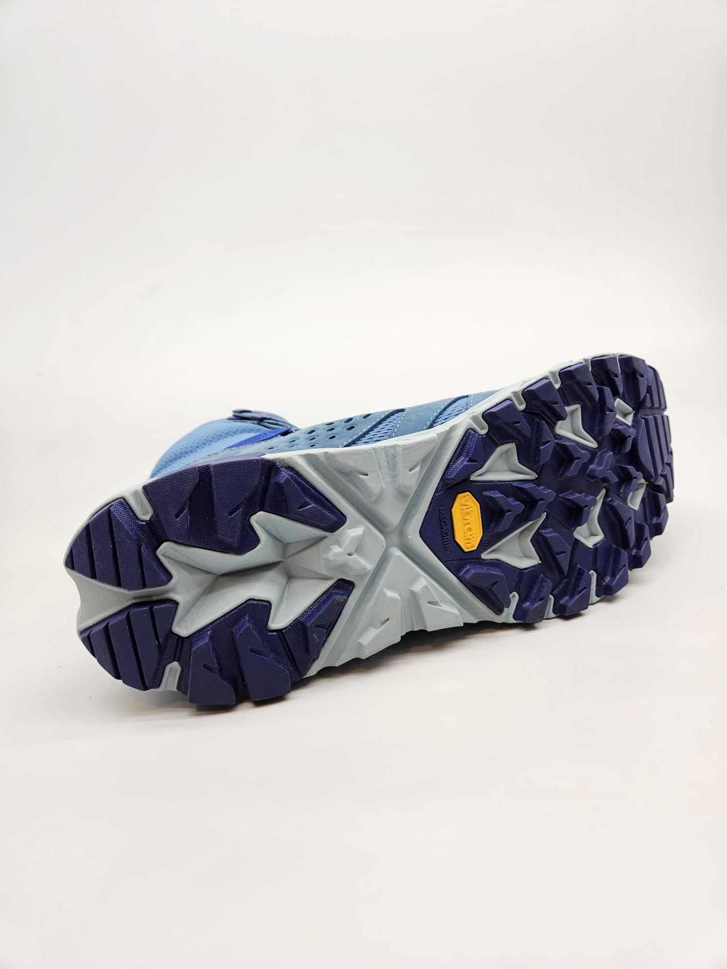 HOKA NOVI ORIGINAL PATIKI BR 42.5