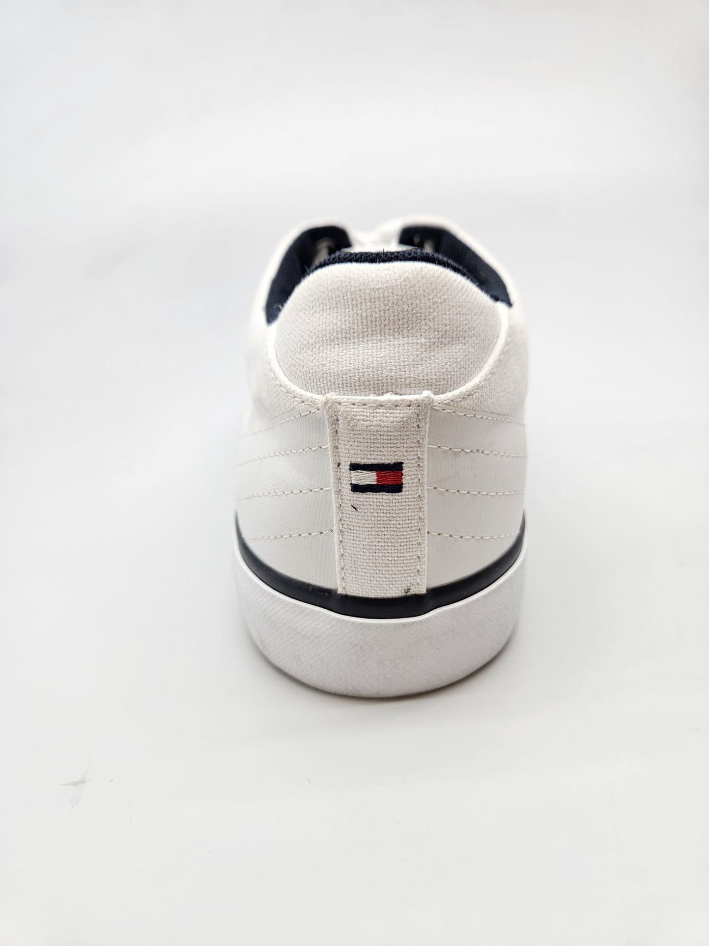 TOMMY HILFIGER ORIGINAL PATIKI BR 44