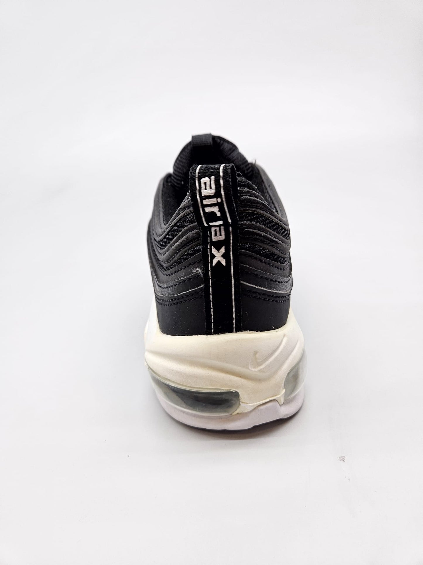 NIKE AIRMAX NOVI ORIGINAL PATIKI BR 40
