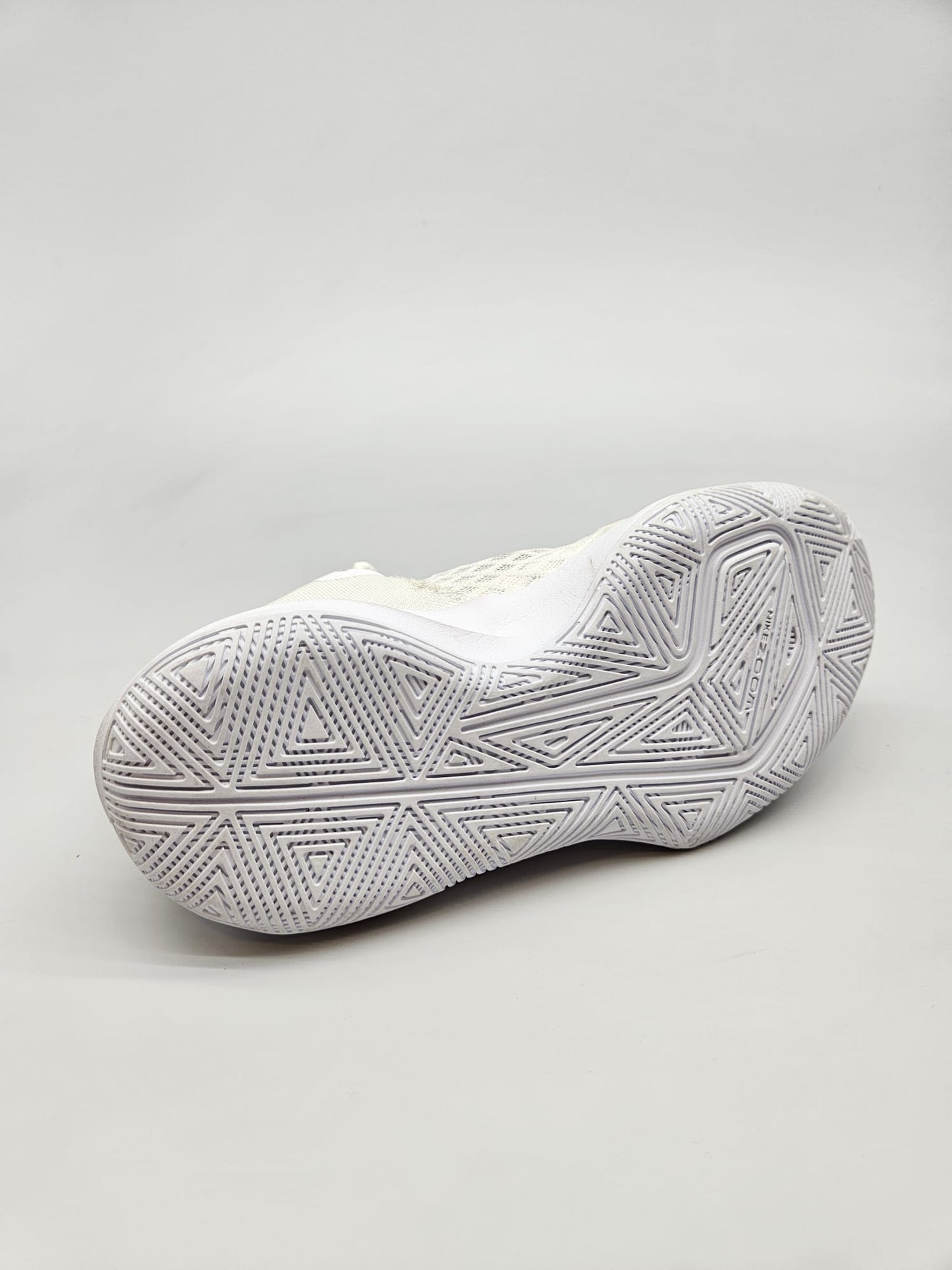NIKE NOVI ORIGINAL PATIKI BR 37