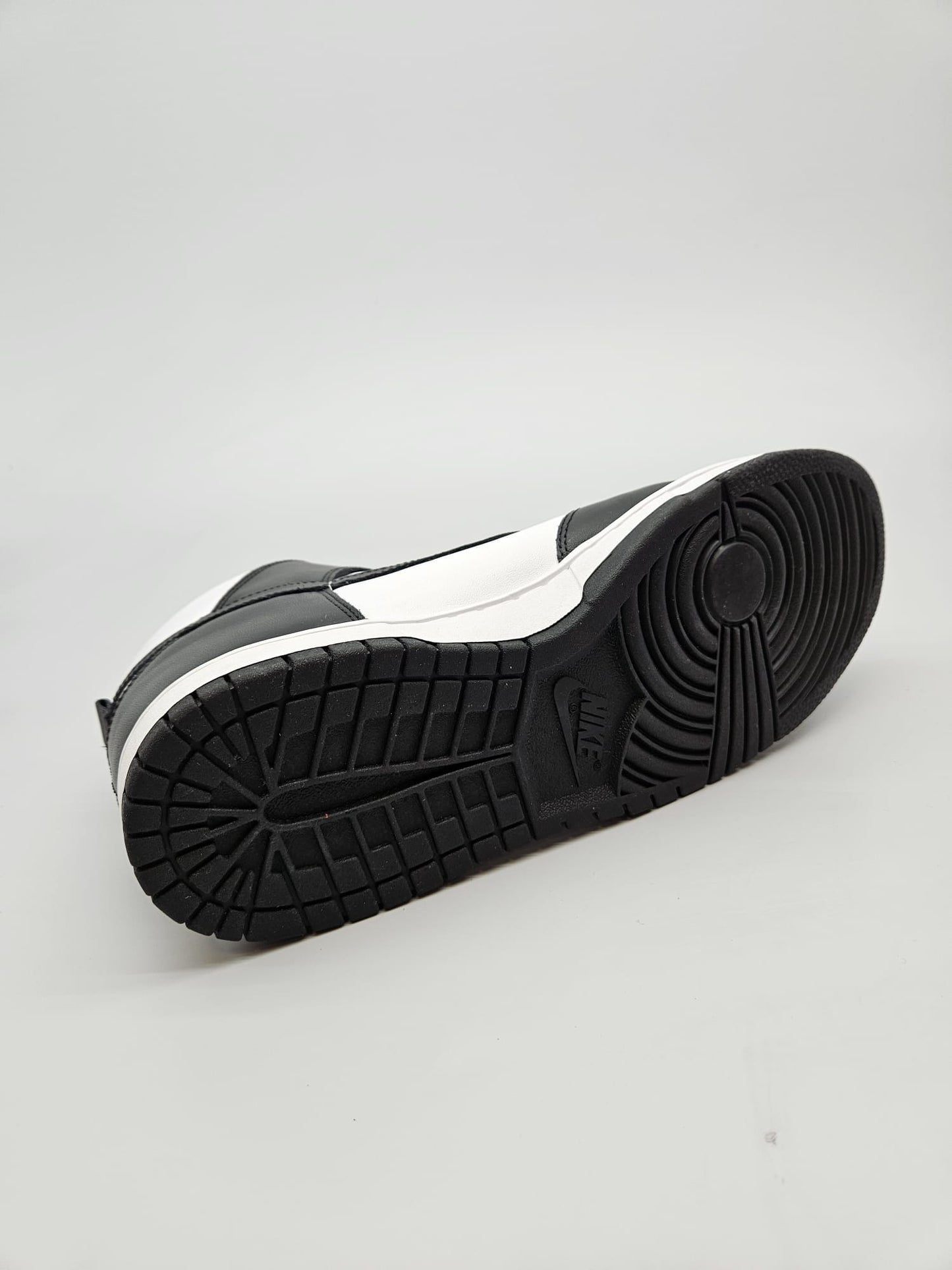 NIKE NOVI ORIGINAL PATIKI BR 45