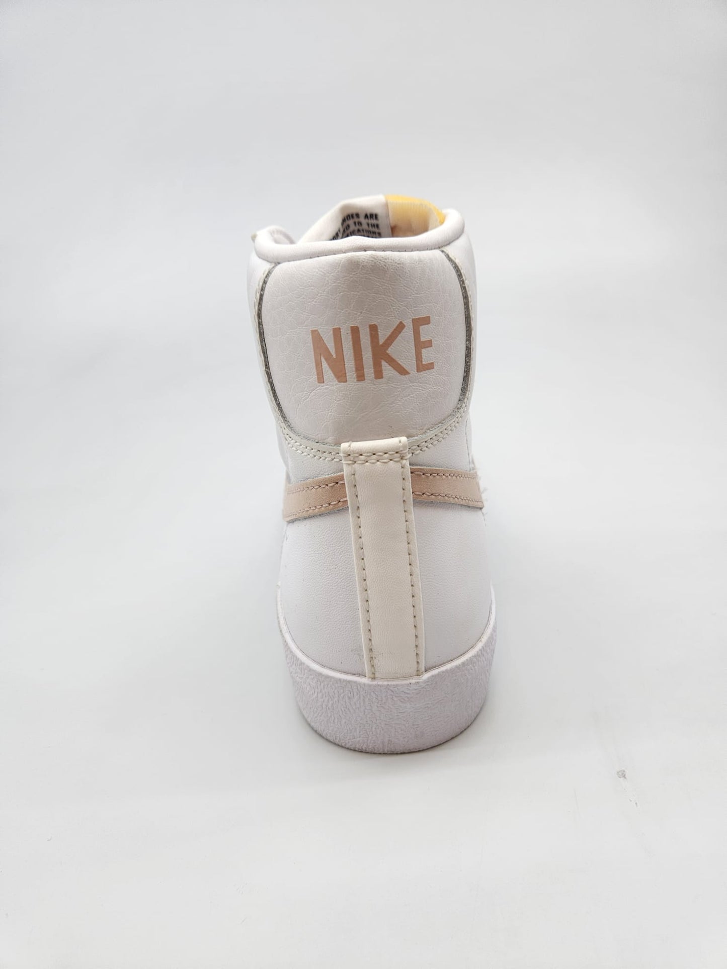 NIKE NOVI ORIGINAL PATIKI BR 38.5