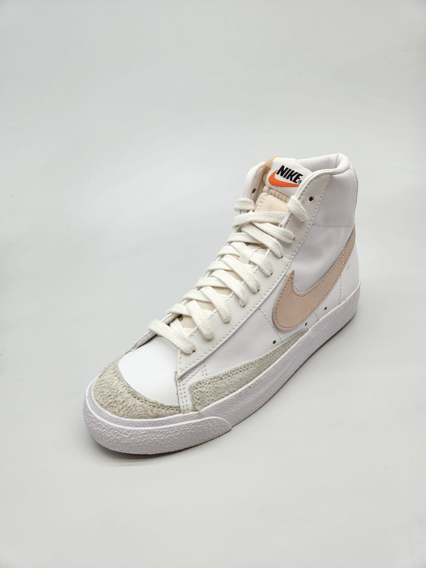 NIKE NOVI ORIGINAL PATIKI BR 38.5