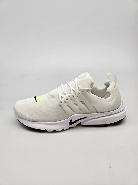 NIKE NOVI ORIGINAL PATIKI BR 40.5