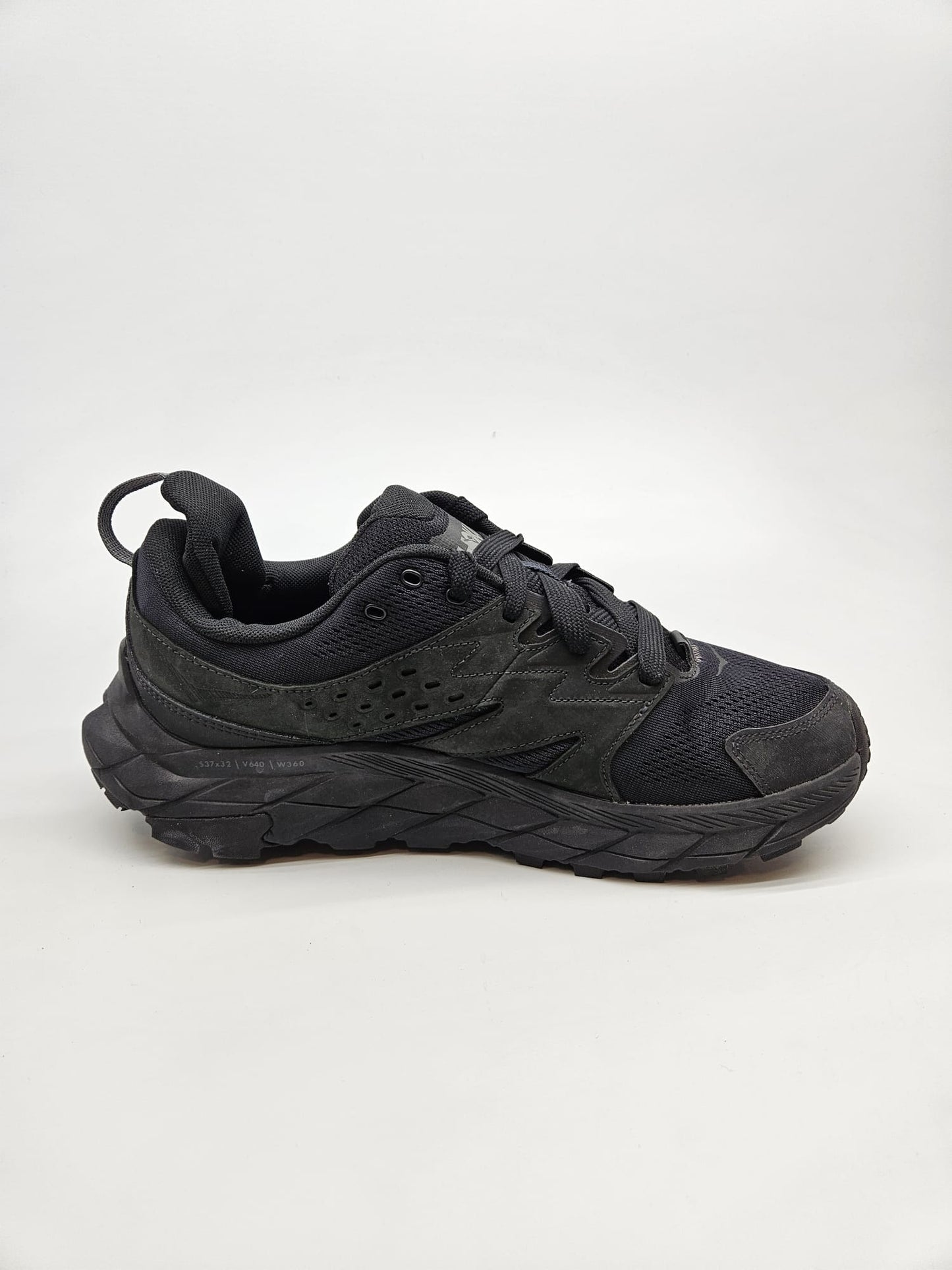 HOKA VIBRAM NOVI ORIGINAL PATIKI BR 45