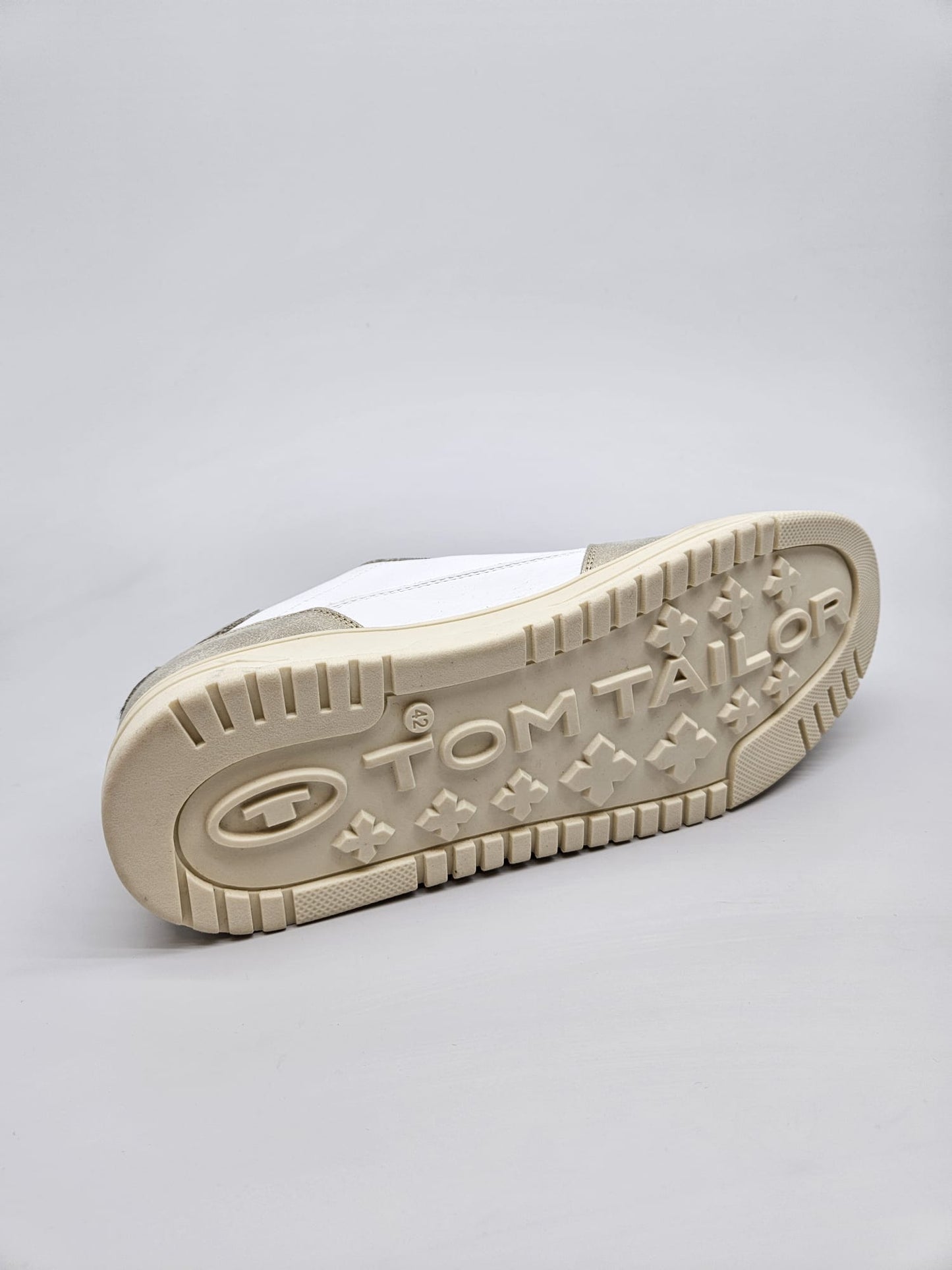 TOM TAILOR NOVI ORIGINAL PATIKI BR 42