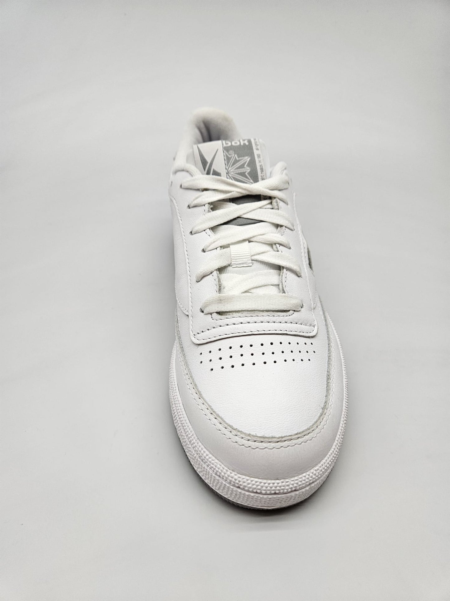REEBOK NOVI ORIGINAL POST BR 38.5