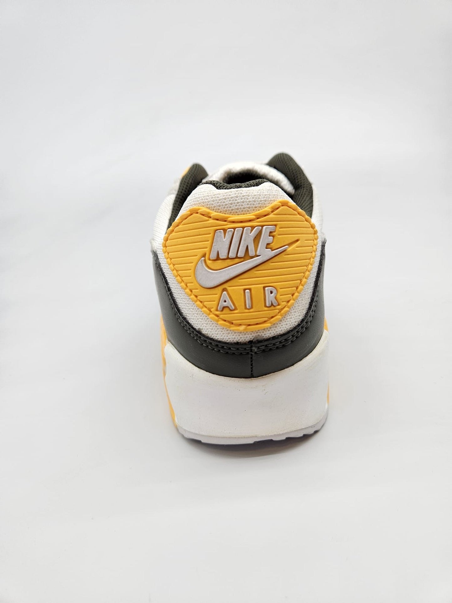 NIKE AIRMAX NOVI ORIGINAL PATIKI BR 44.5