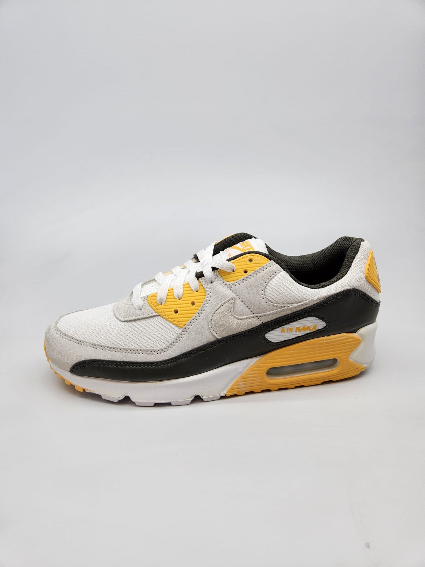 NIKE AIRMAX NOVI ORIGINAL PATIKI BR 44.5