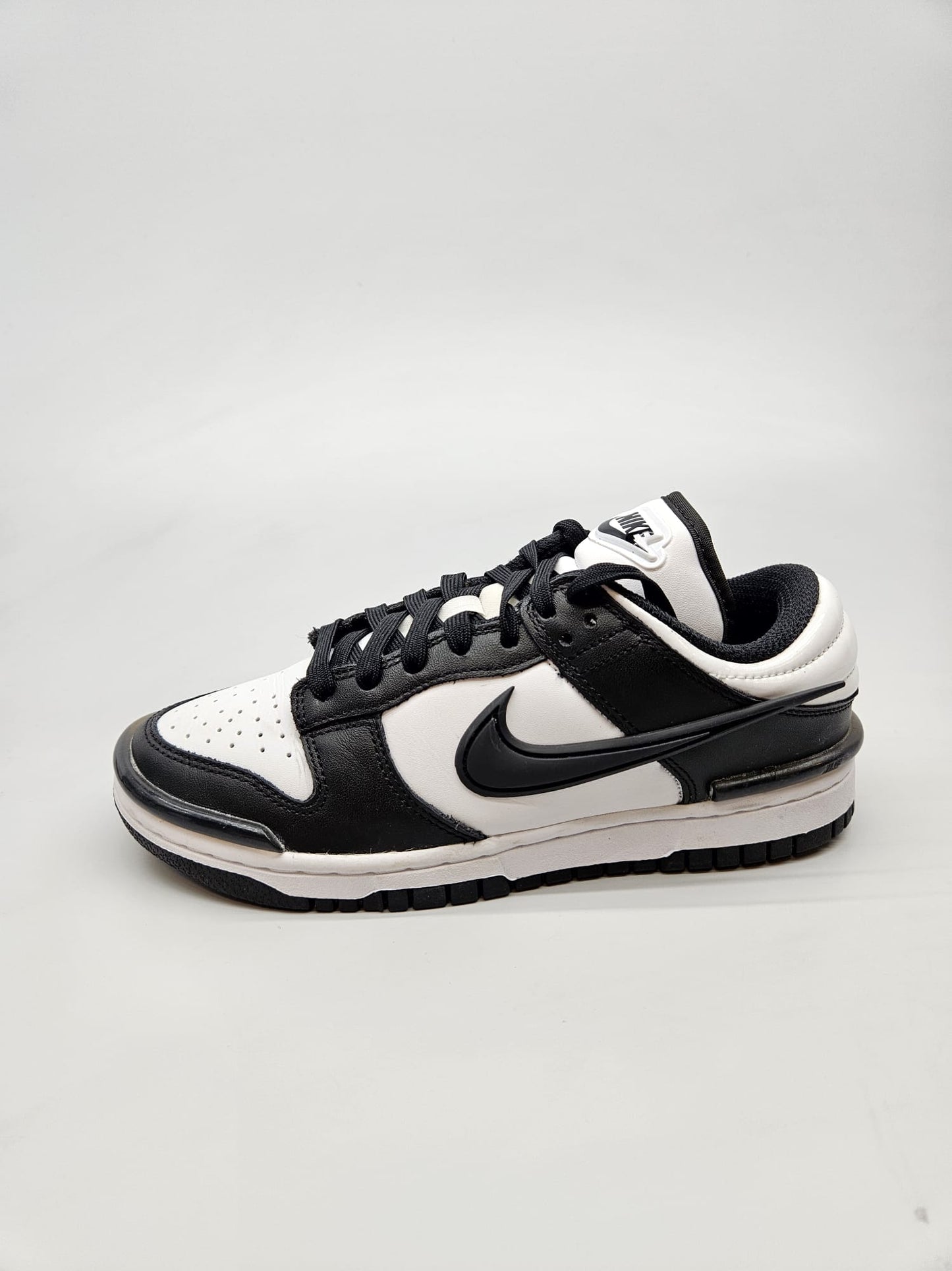 NIKE ORIGINAL PATIKI BR 37.5
