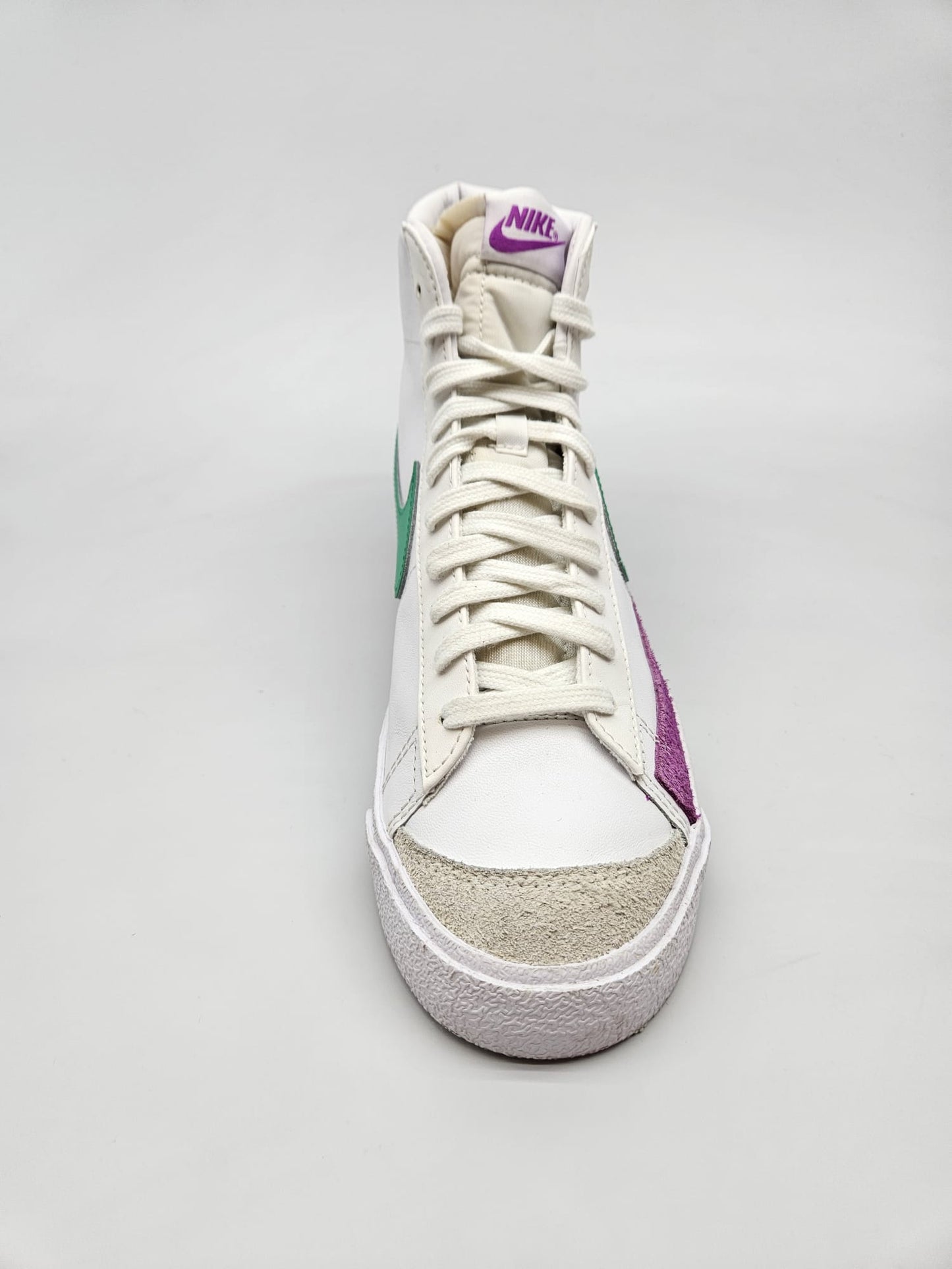 NIKE NOVI ORIGINAL PATIKI BR 42.5