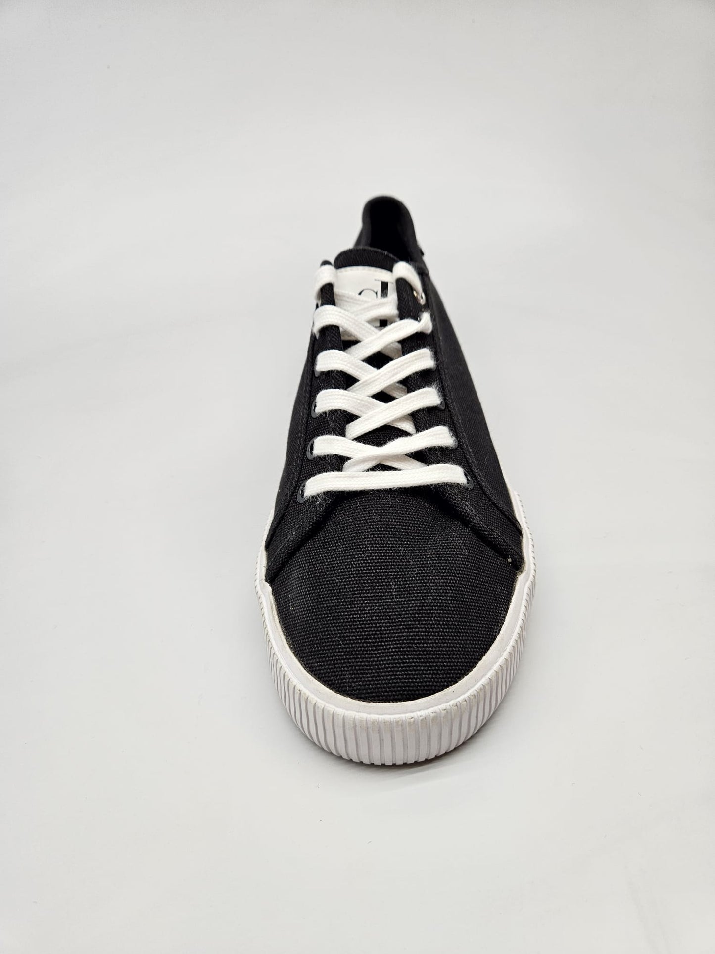 CALVIN KLEIN NOVI ORIGINAL PATIKI BR 41