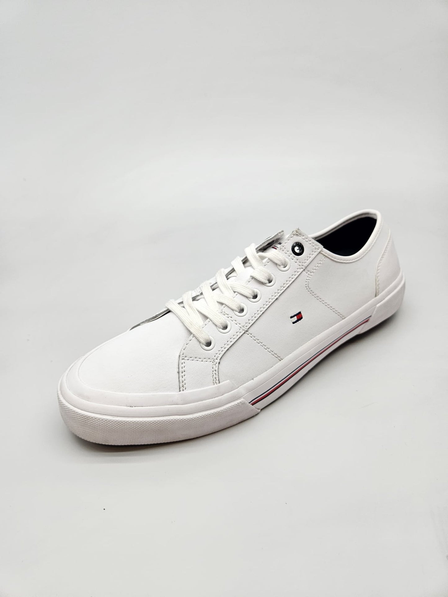 TOMMY HILFIGER NOVI ORIGINAL PATIKI BR 45