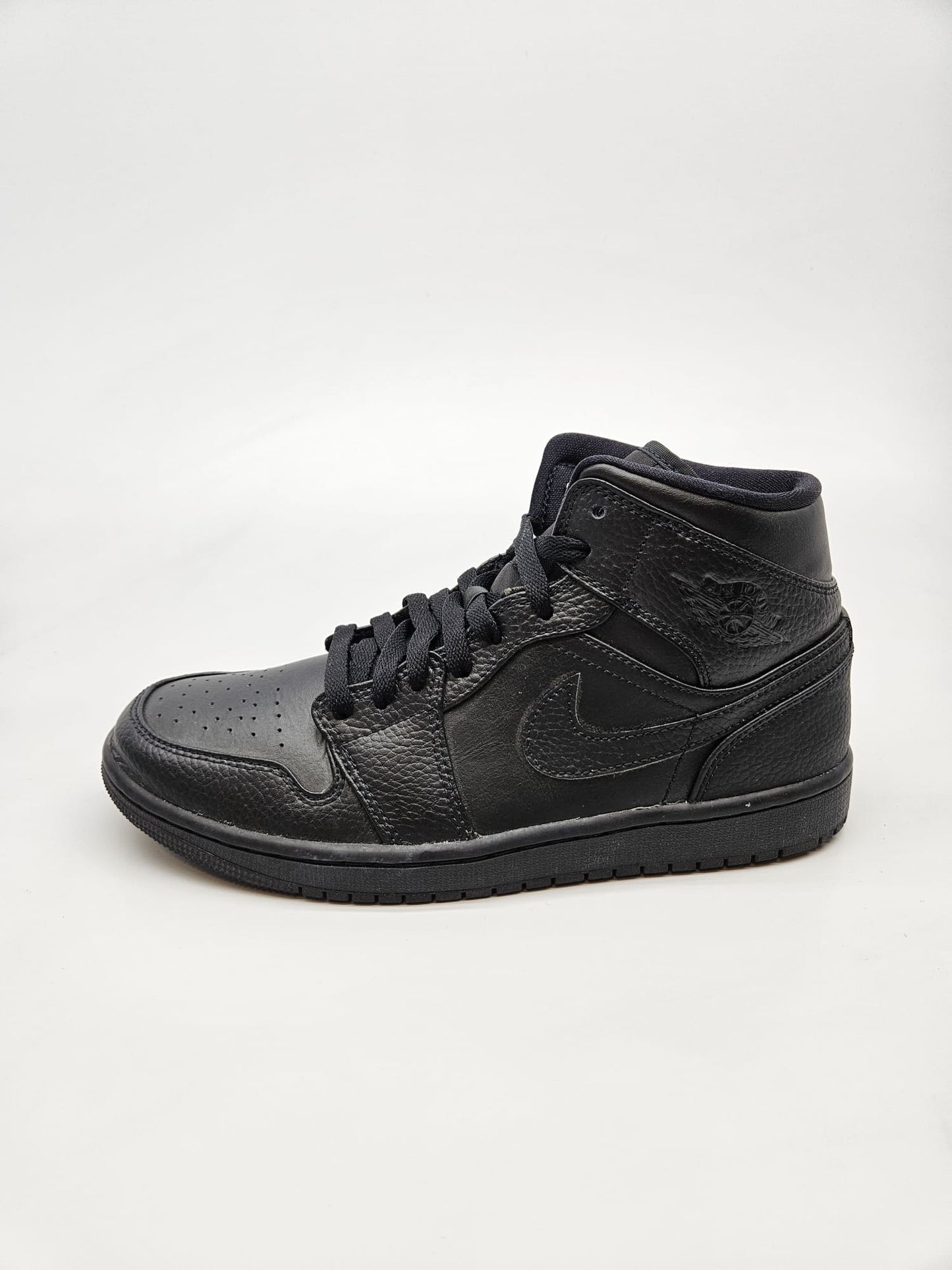 NIKE JORDAN NOVI ORIGINAL PATIKI BR 42.5
