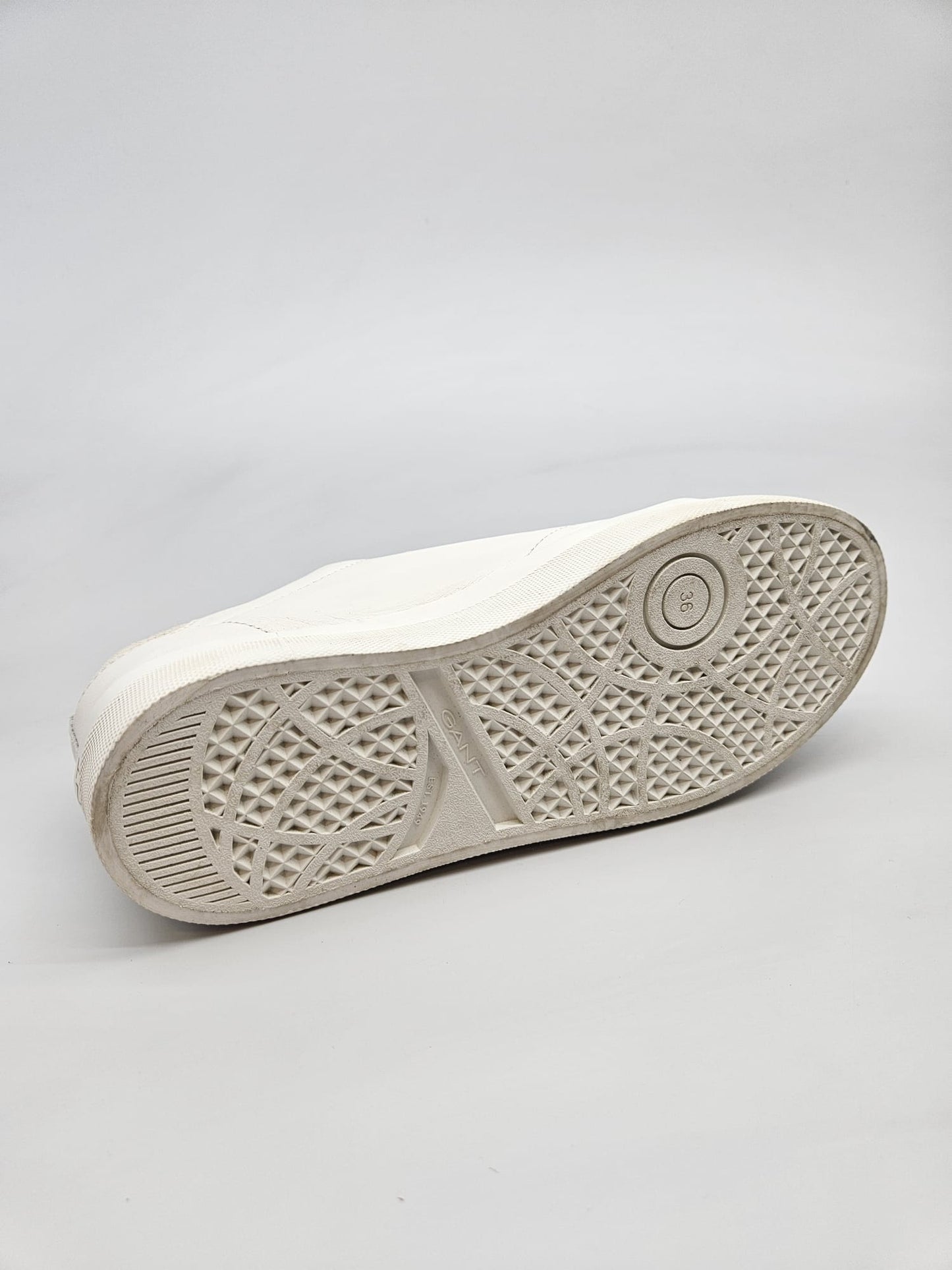 GANT NOVI ORIGINAL PATIKI BR 36