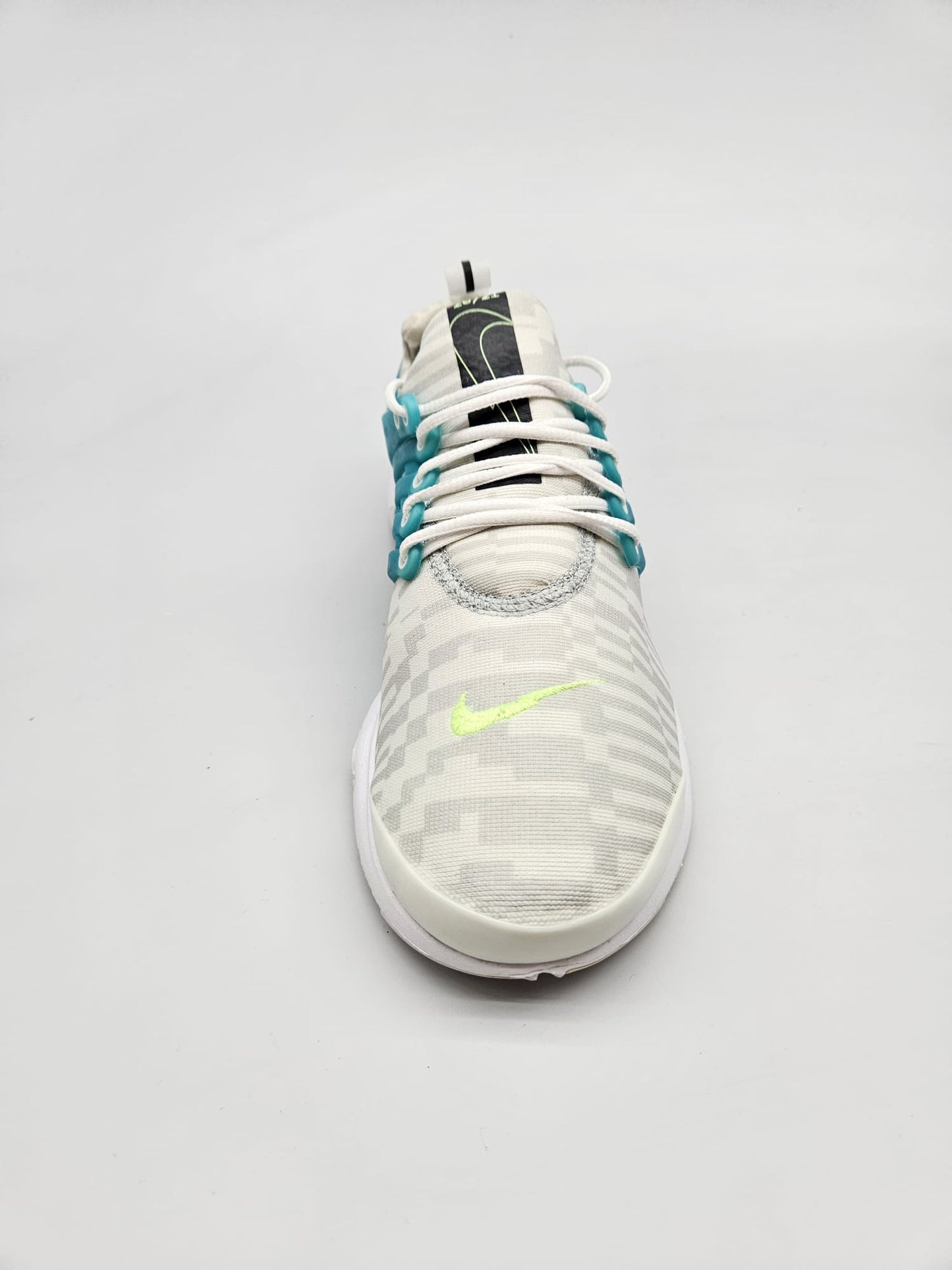 NIKE NOVI ORIGINAL PATIKI BR 37.5