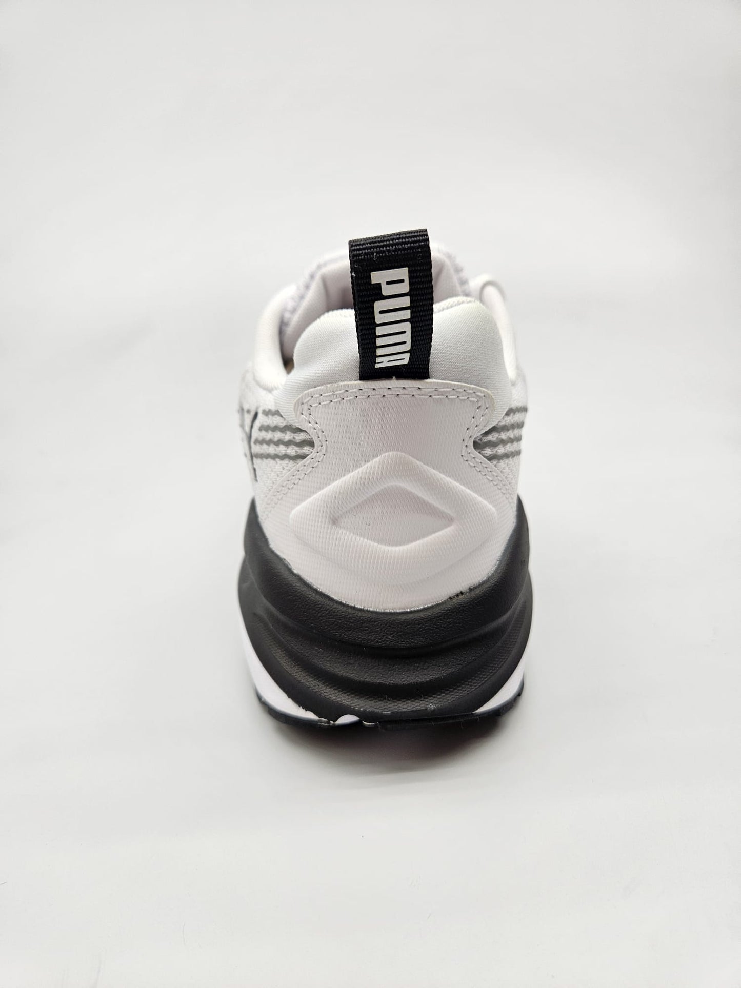 PUMA NOVI ORIGINAL PATIKI BR 41